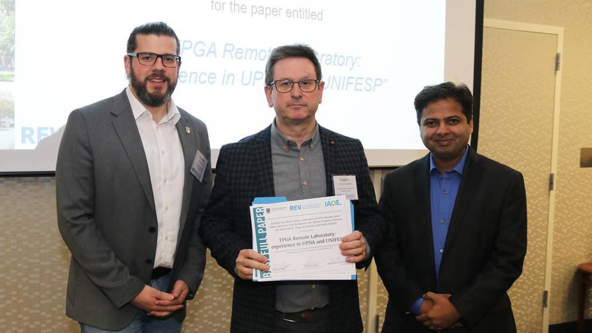 Premio internacional para el laboratorio remoto de la UPNA