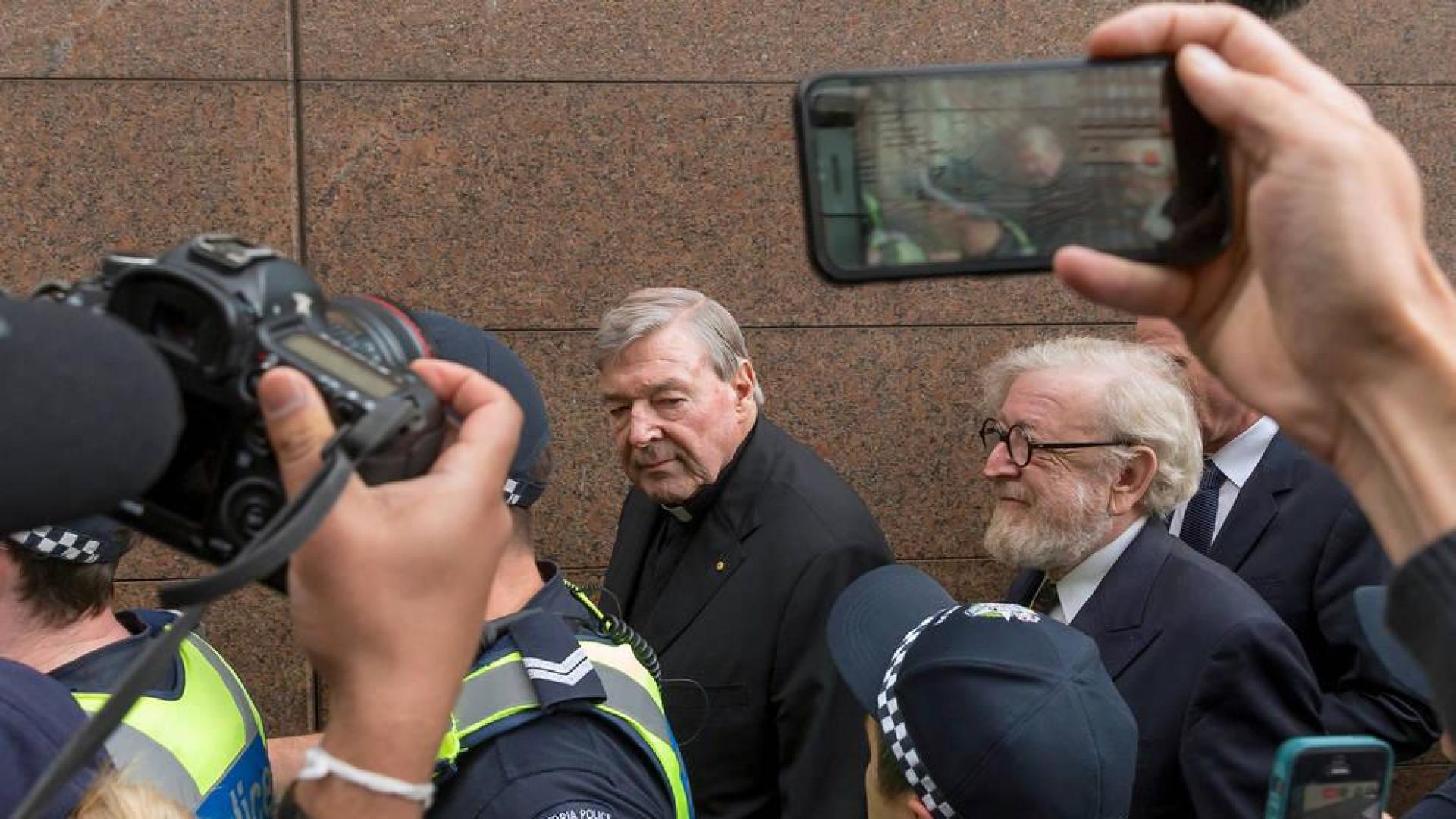 Seis años de prisión por pederastia para el cardenal australiano George Pell