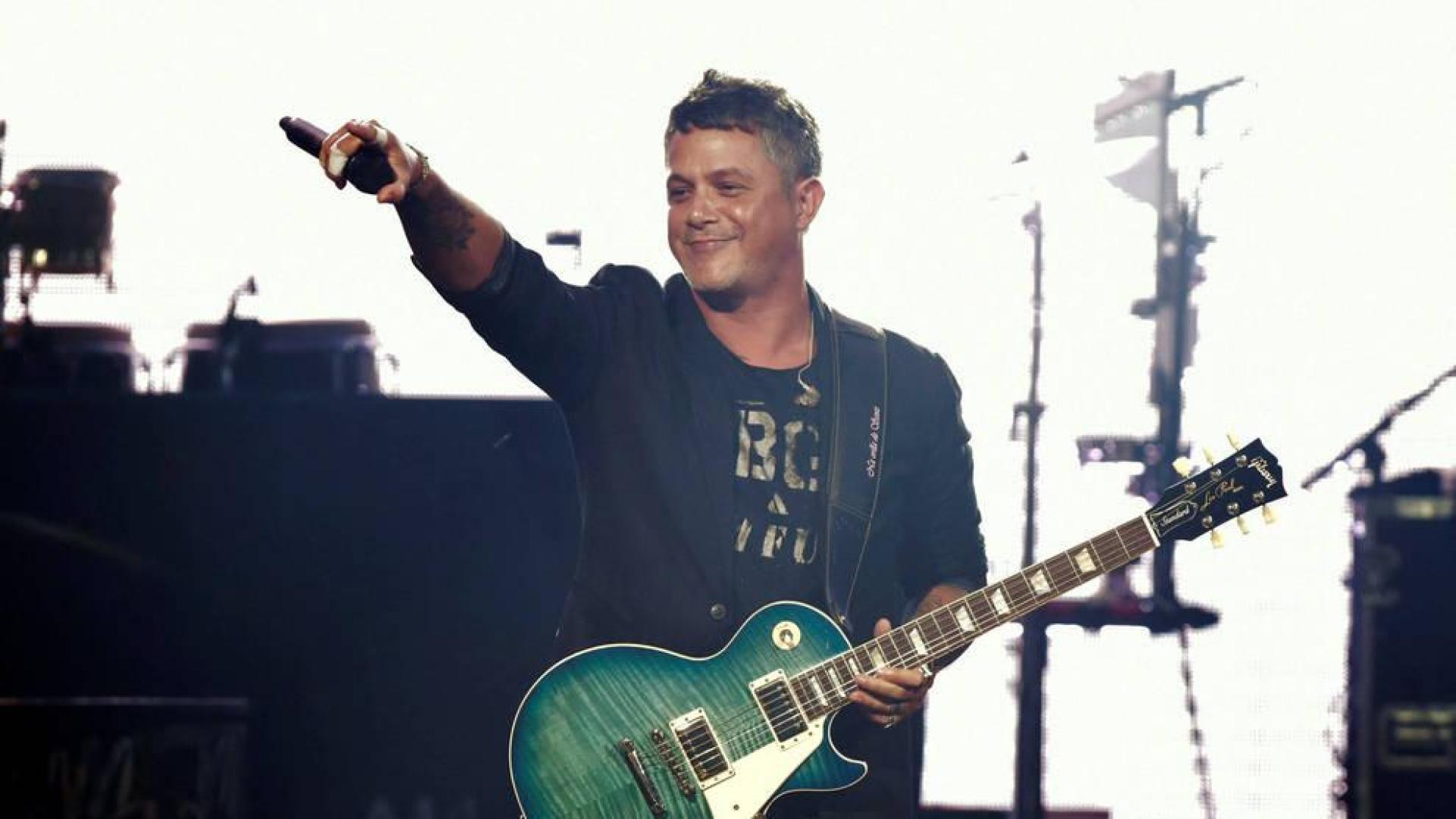 Alejandro Sanz dedica a los "dreamers" un conmovedor concierto en Nueva York