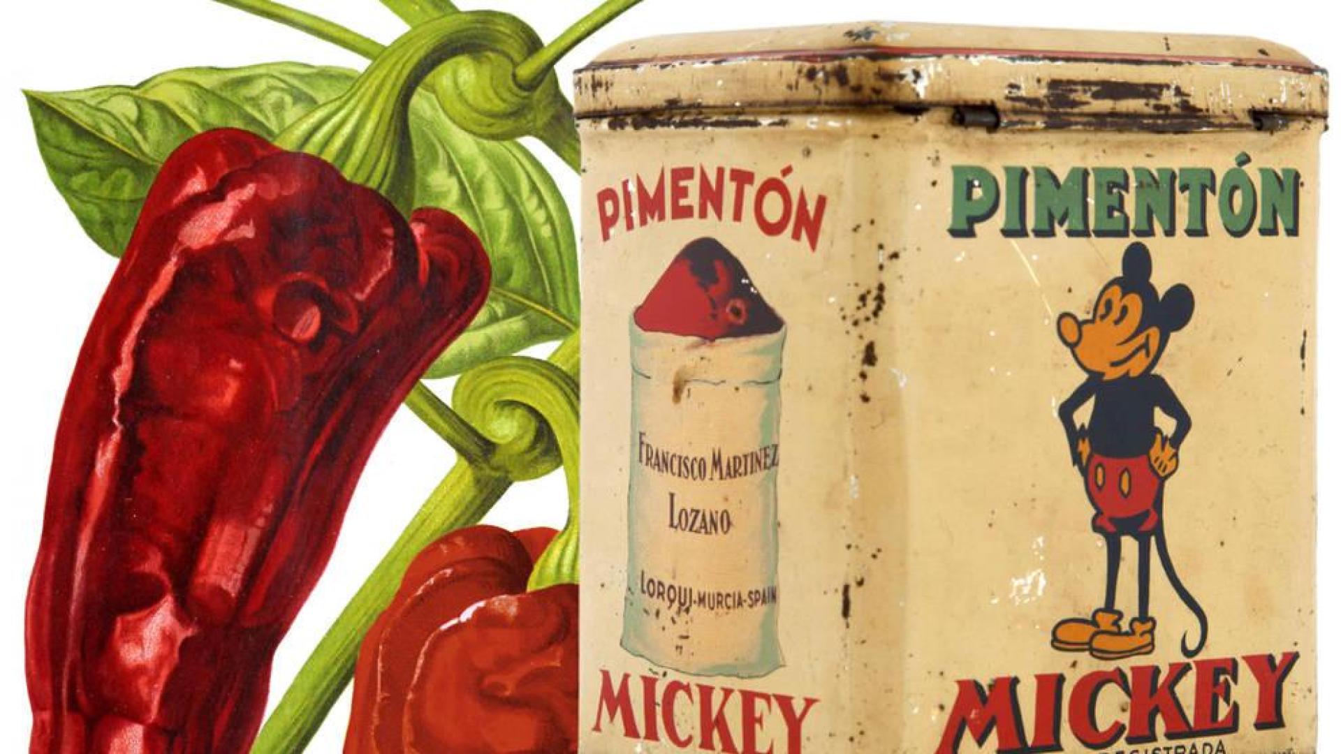Antigua lata de pimentón Mickey (Hakes.com) e ilustración botánica de pimientos. CC PD