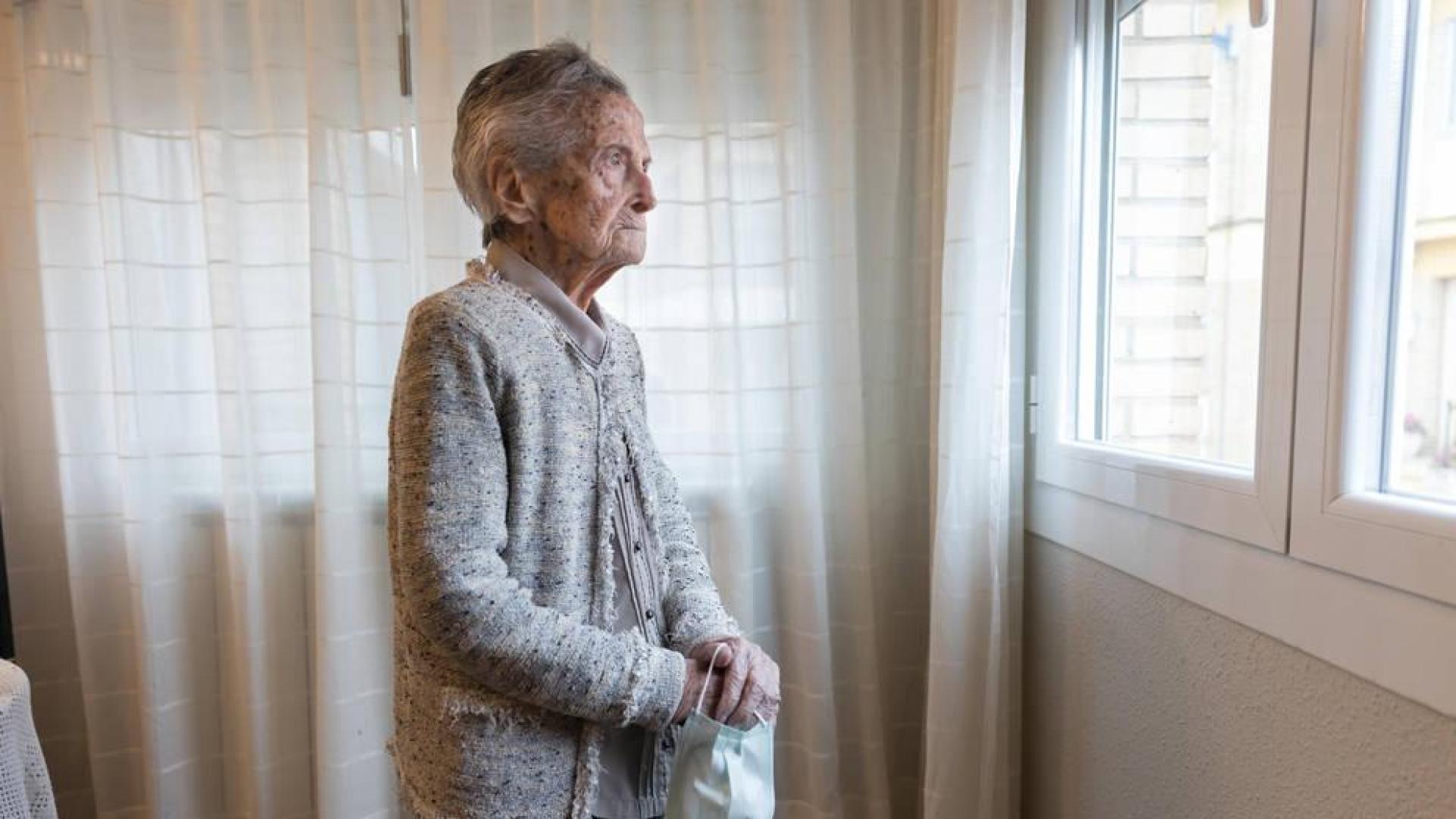 Ángeles (109 años): “Me aburro en casa, quiero ir a la 'escuela'”