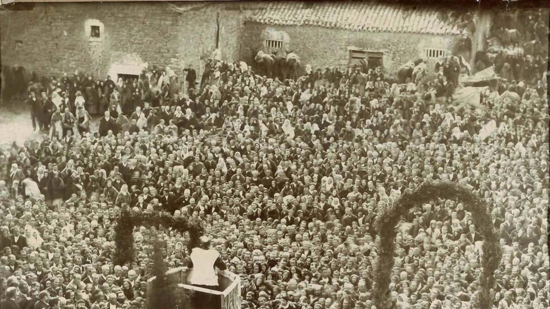 Fotografía de la peregrinación a Javier, 1886.