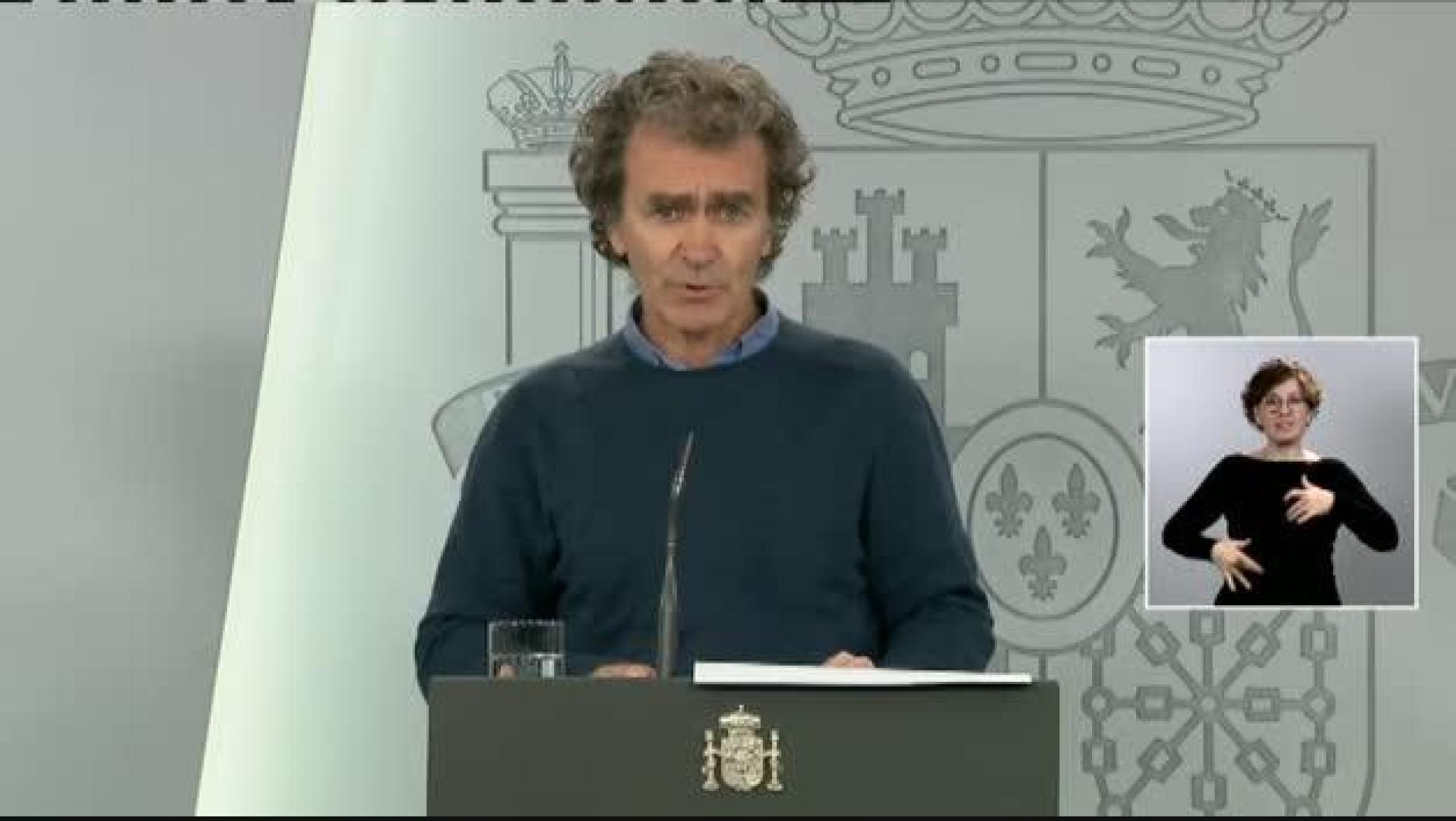 España baja por primera vez de los 500 fallecidos desde el repunte de la enfermedad