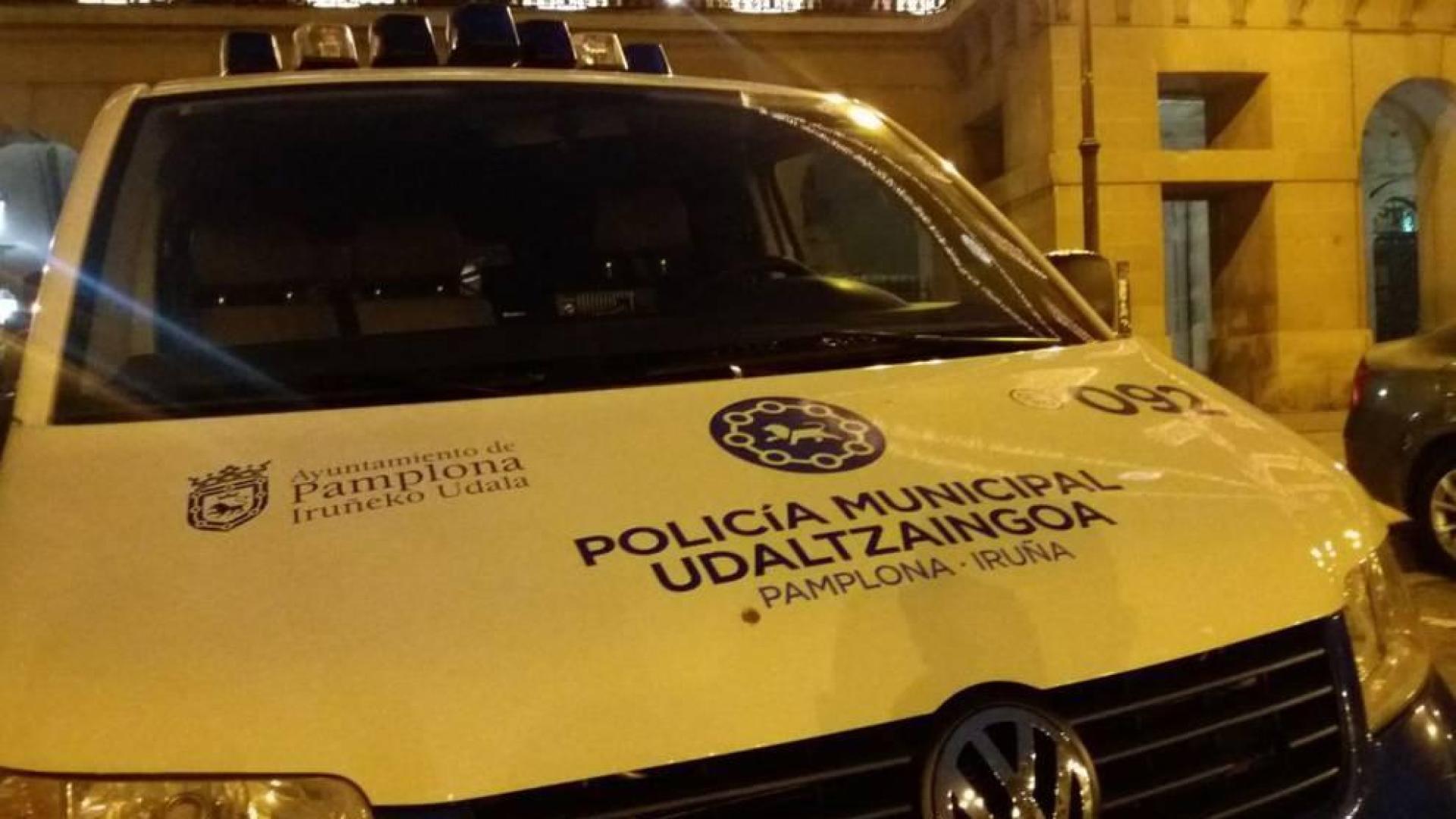 Coche de la Policía Municipal de Pamplona