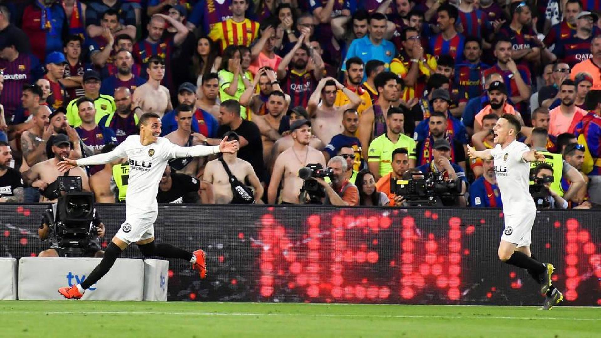 El Valencia rompe la racha del Barça y celebra el centenario con la Copa