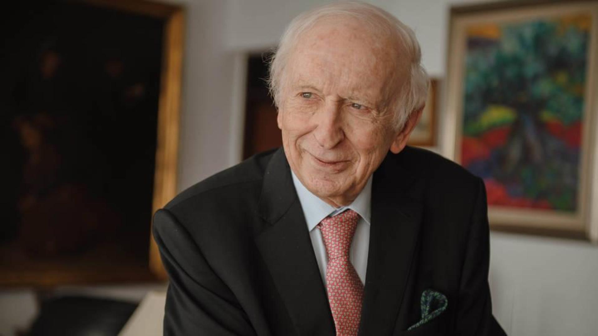 Leopoldo Abadía.