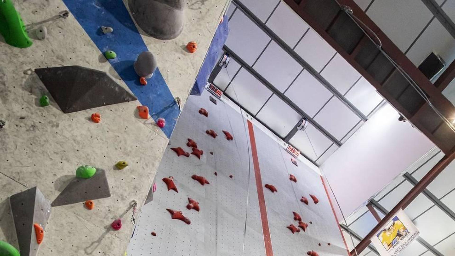 Fotos de las pruebas de velocidad en la disputa del Campeonato de España de Escalada que se celebra en Rocópolis