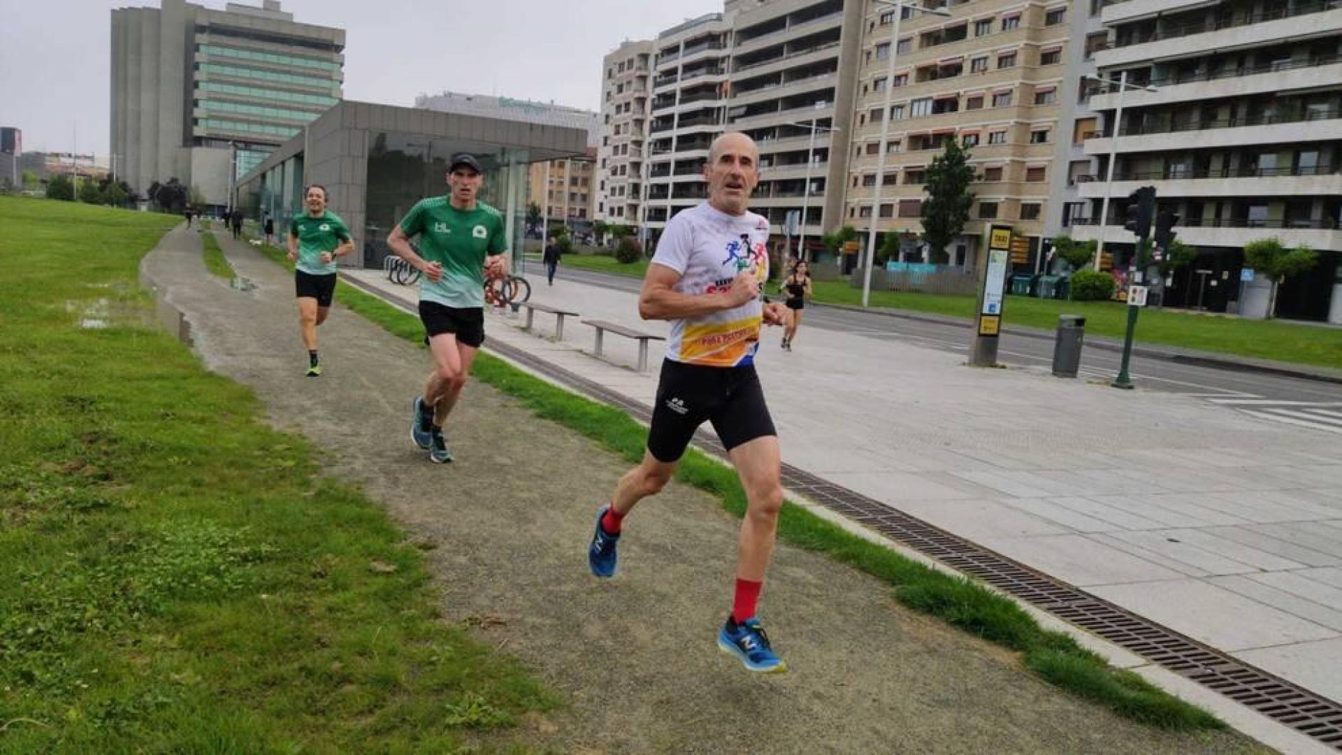 Imágenes de la jornada del 2 de mayo, en la que los navarros pueden salir a la calle a pasear y hacer deporte entre las 6 y las 10 de la mañana, y las 20 y las 23 de la noche.