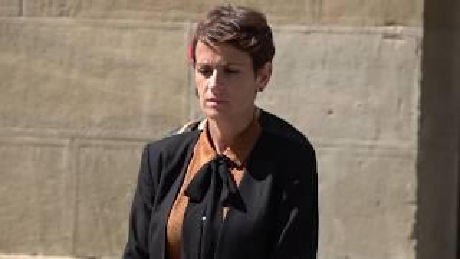 Vídeo: Representantes del Gobierno guardan tres minutos de silencio por los fallecidos por coronavirus