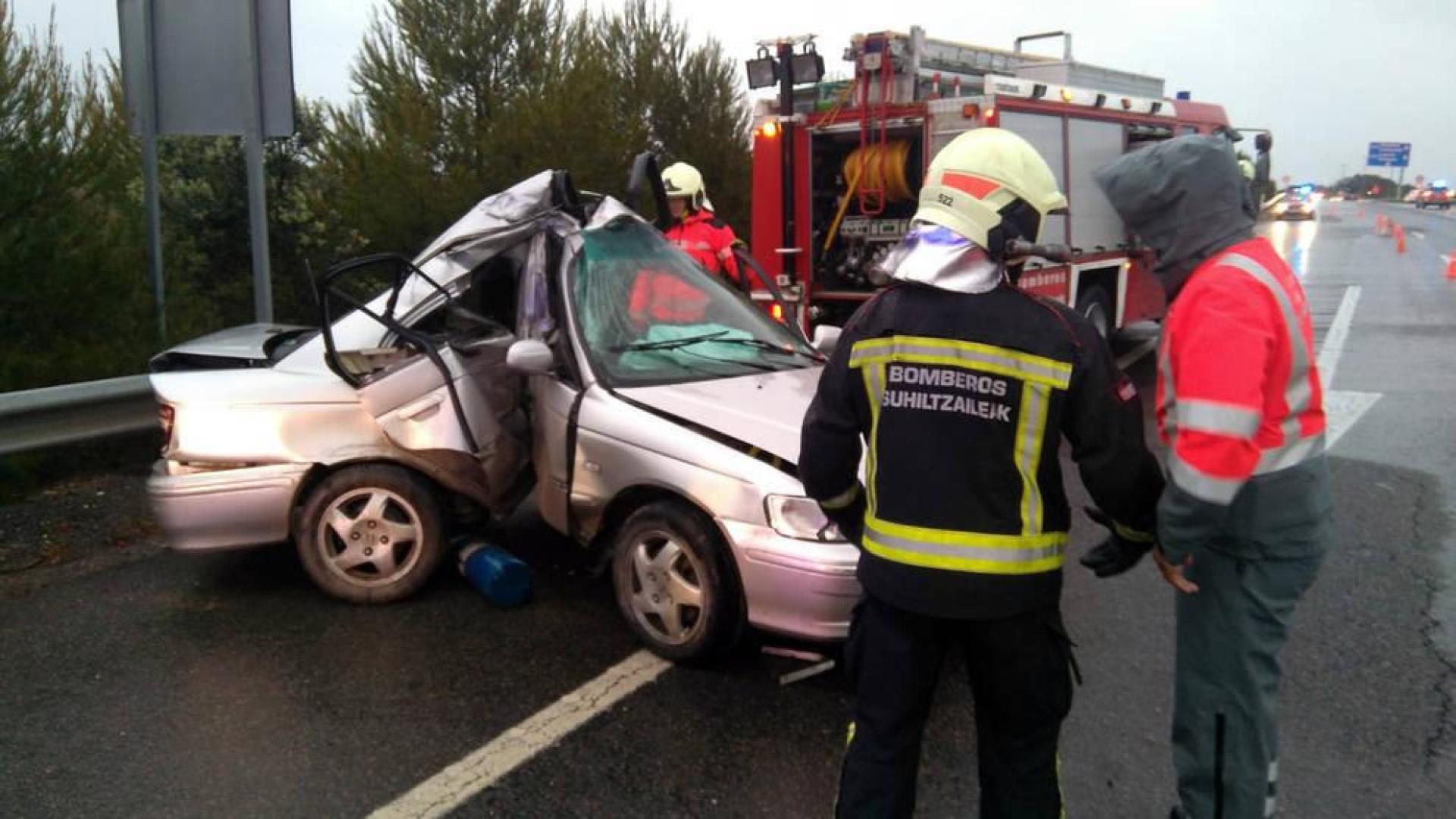 Dos heridos en sendos accidentes de tráfico en Castejón y Lizoáin