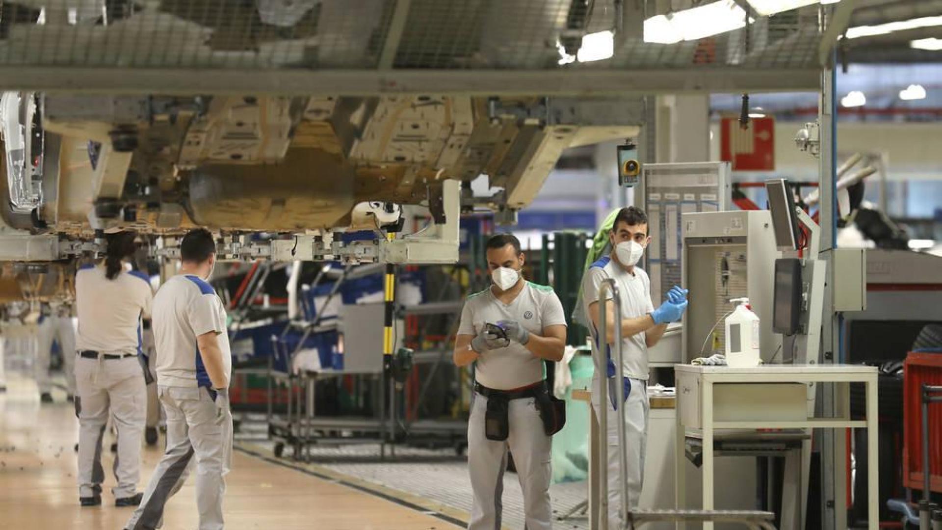 Una imagen del primer día de recuperación del trabajo en la planta de Landaben de Volkswagen.