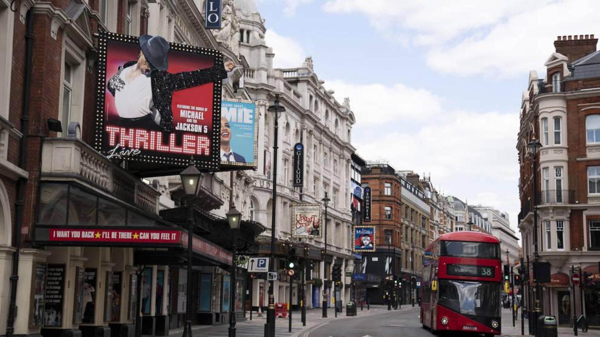 Una calle de Londres, prácticamente vacía, este martes.