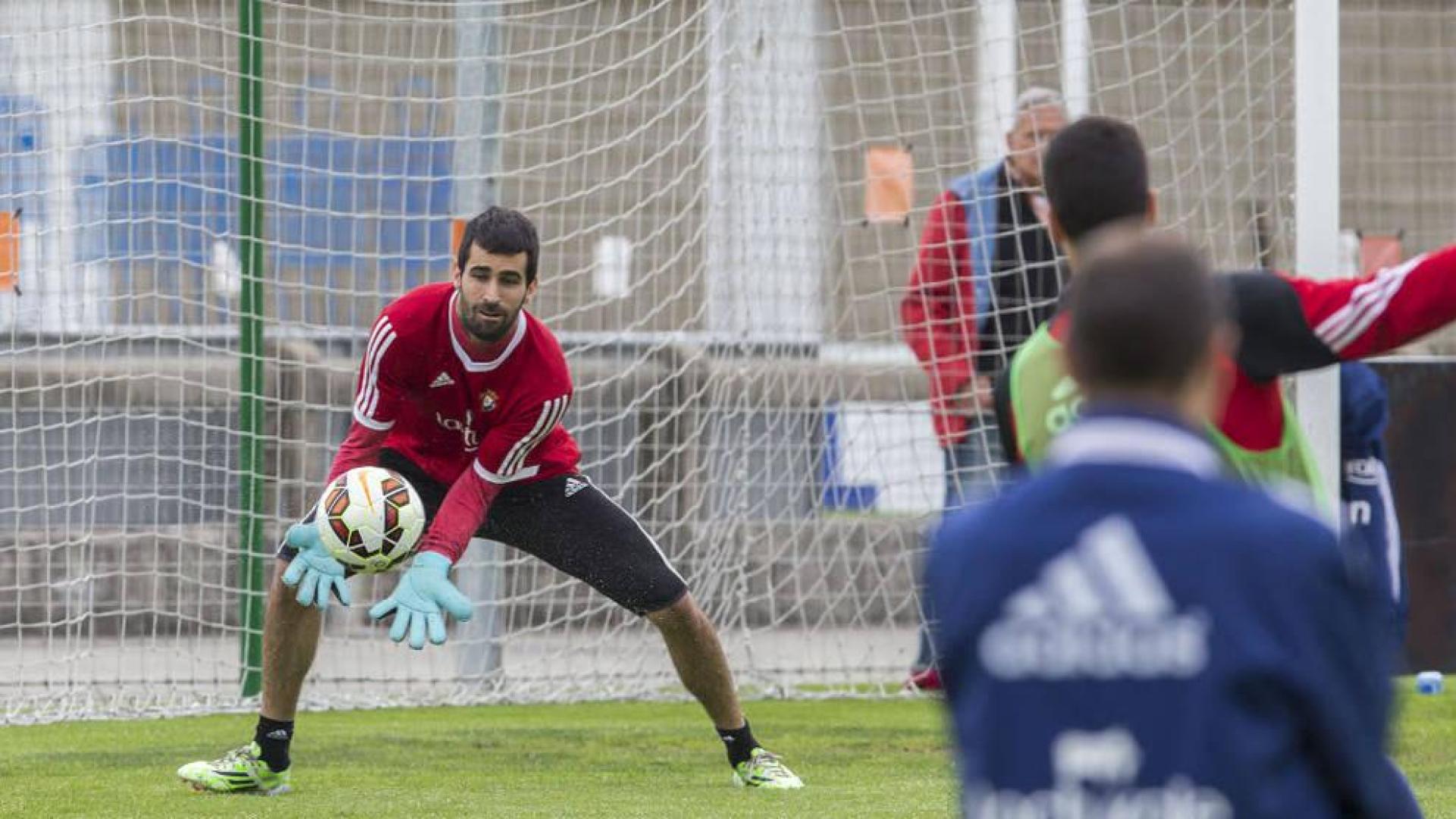 Asier Riesgo, en Tajonar.