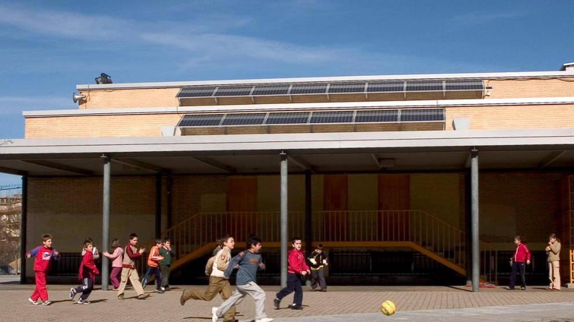 Urgen al Gobierno foral a cubrir el patio de la ikastola Hegoalde