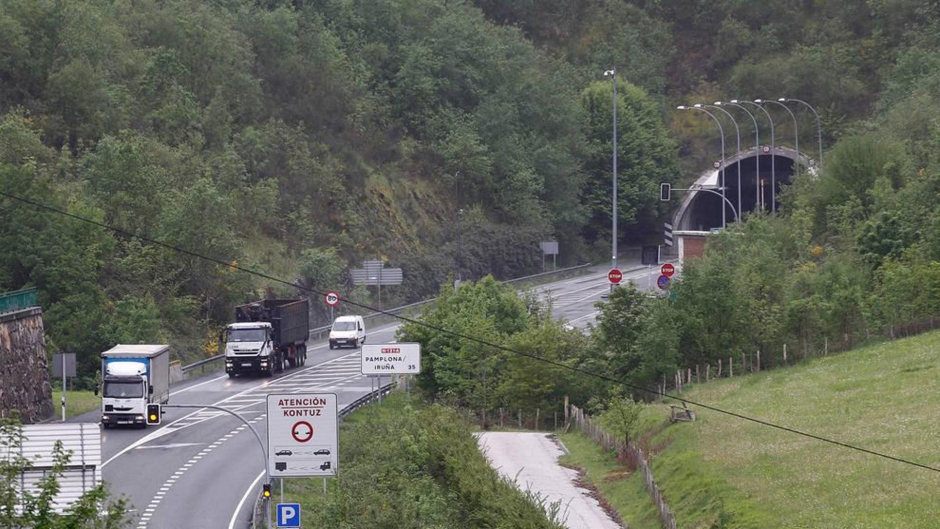 Las empresas del transporte se oponen a los peajes para camiones en 5 vías