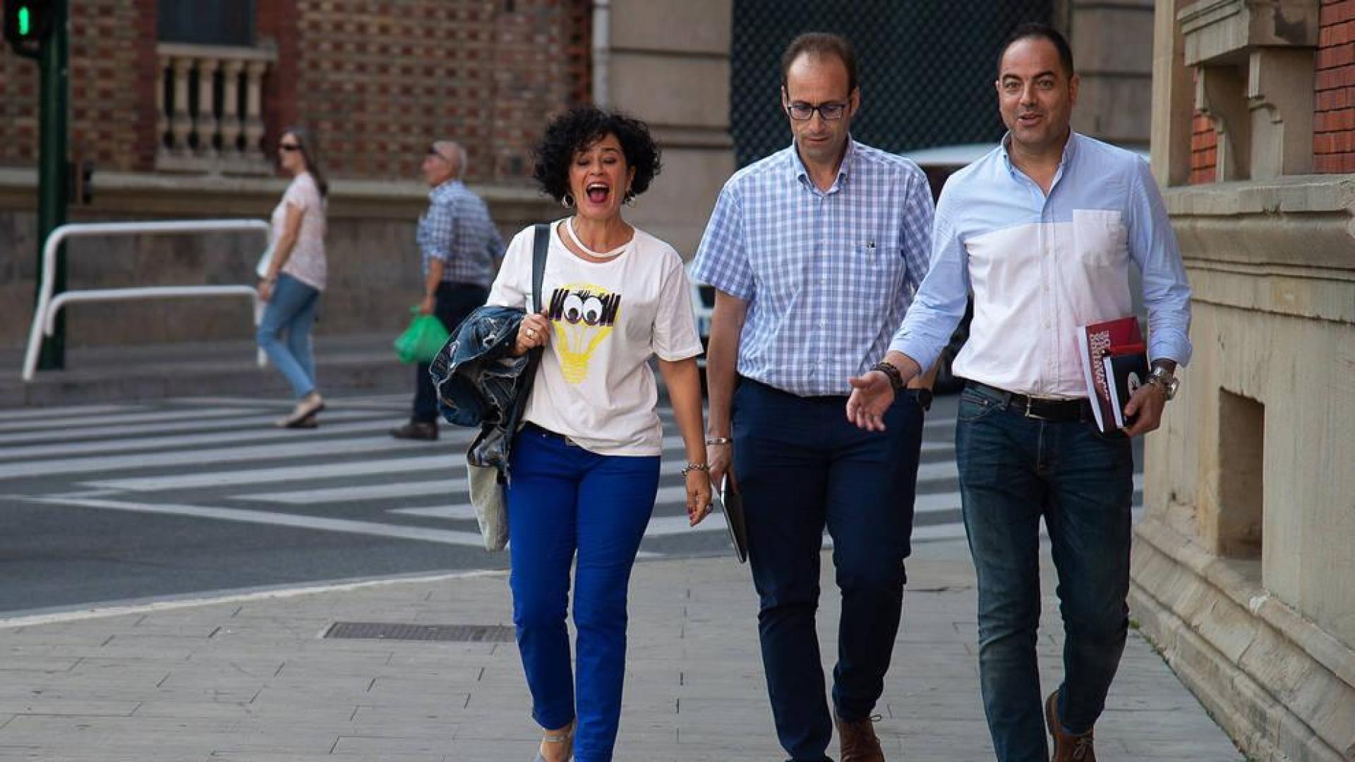 El PSN entrega su propuesta de gobierno a Geroa Bai, Podemos e I-E