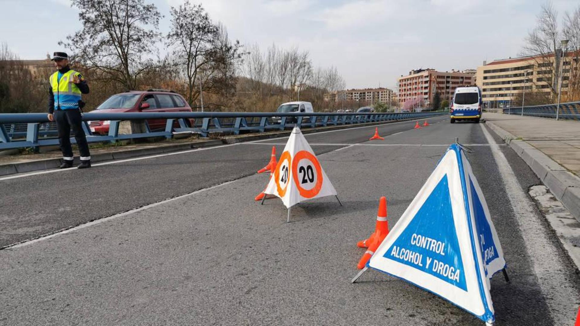 Denunciadas en Pamplona tres personas en un coche procedente de Valencia