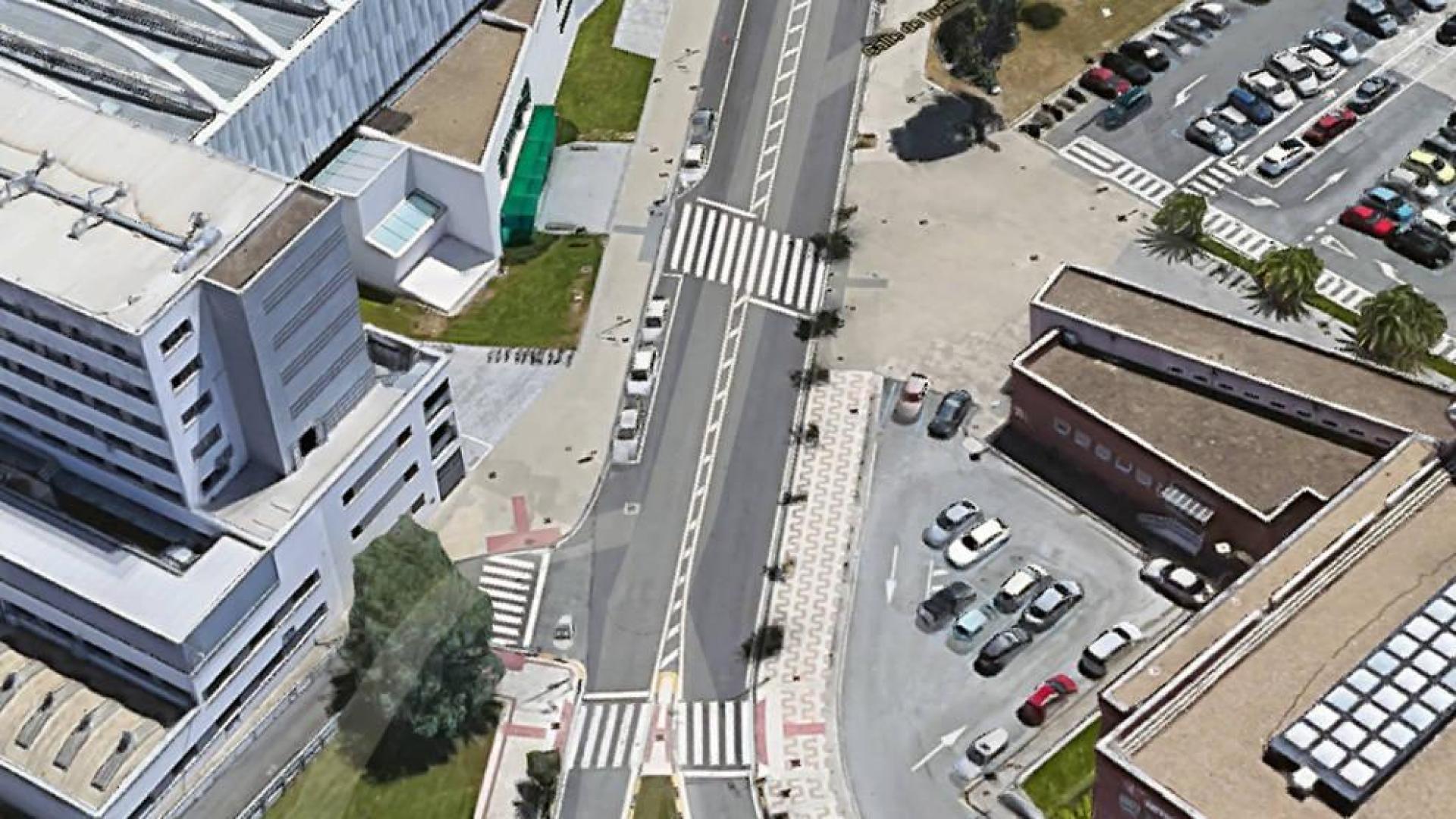 Gobierno y Ayuntamiento acuerdan reducir el tráfico de paso en la calle Irunlarrea