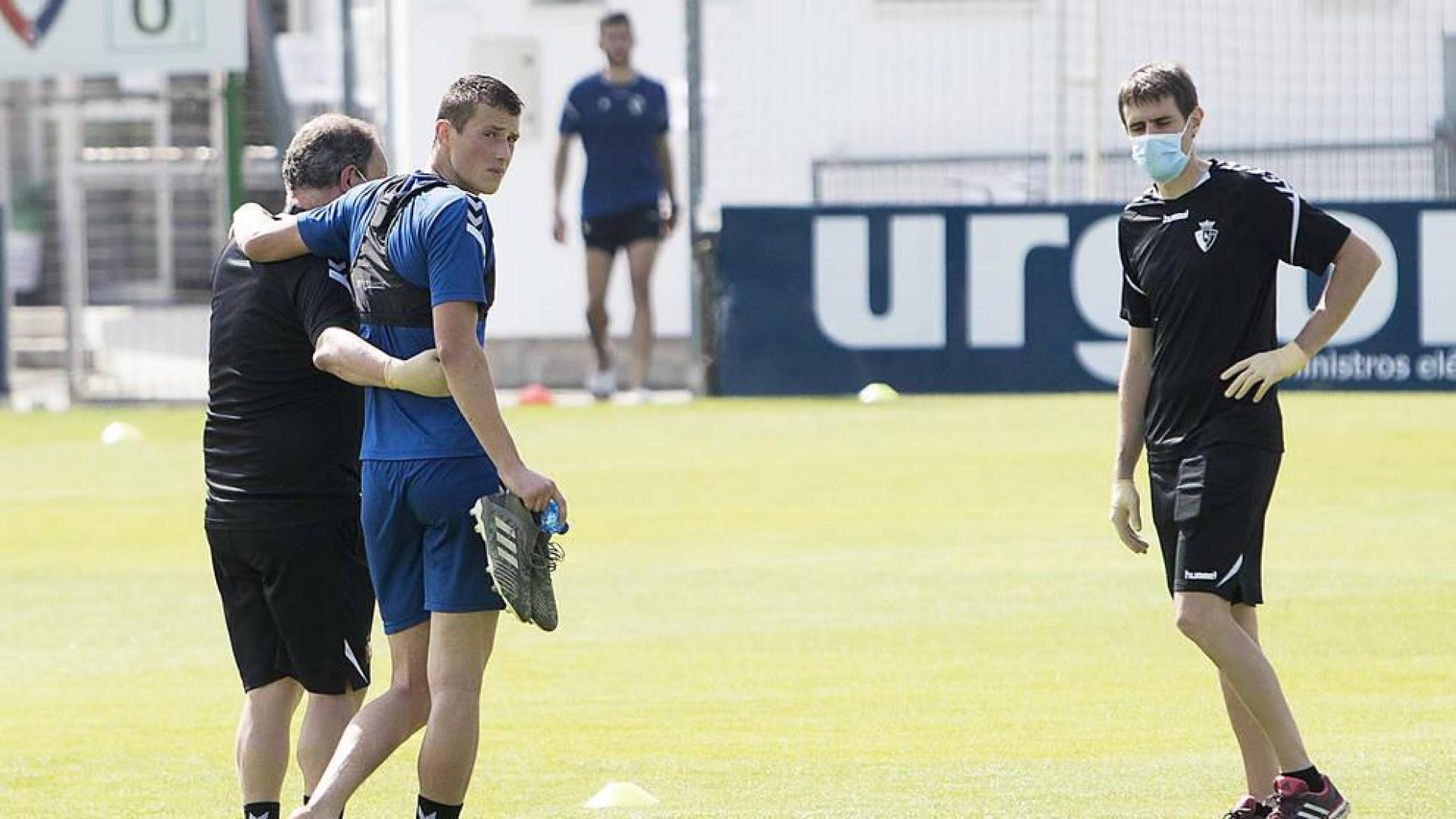 Herrando se rompe el quinto metatarsiano del pie izquierdo