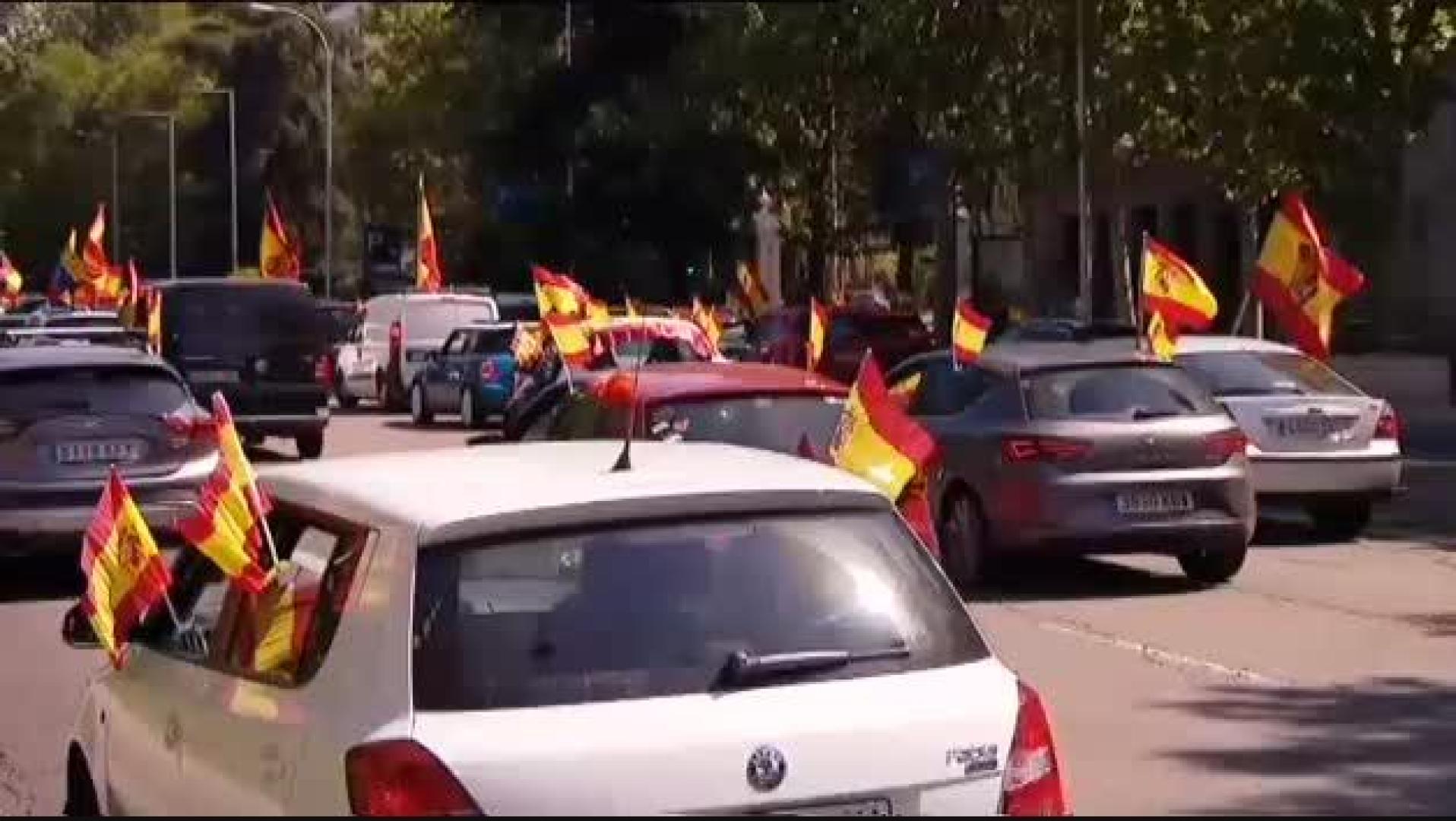 Vídeo: La manifestación contra el Gobierno en Madrid organizada por Vox cita a miles de personas