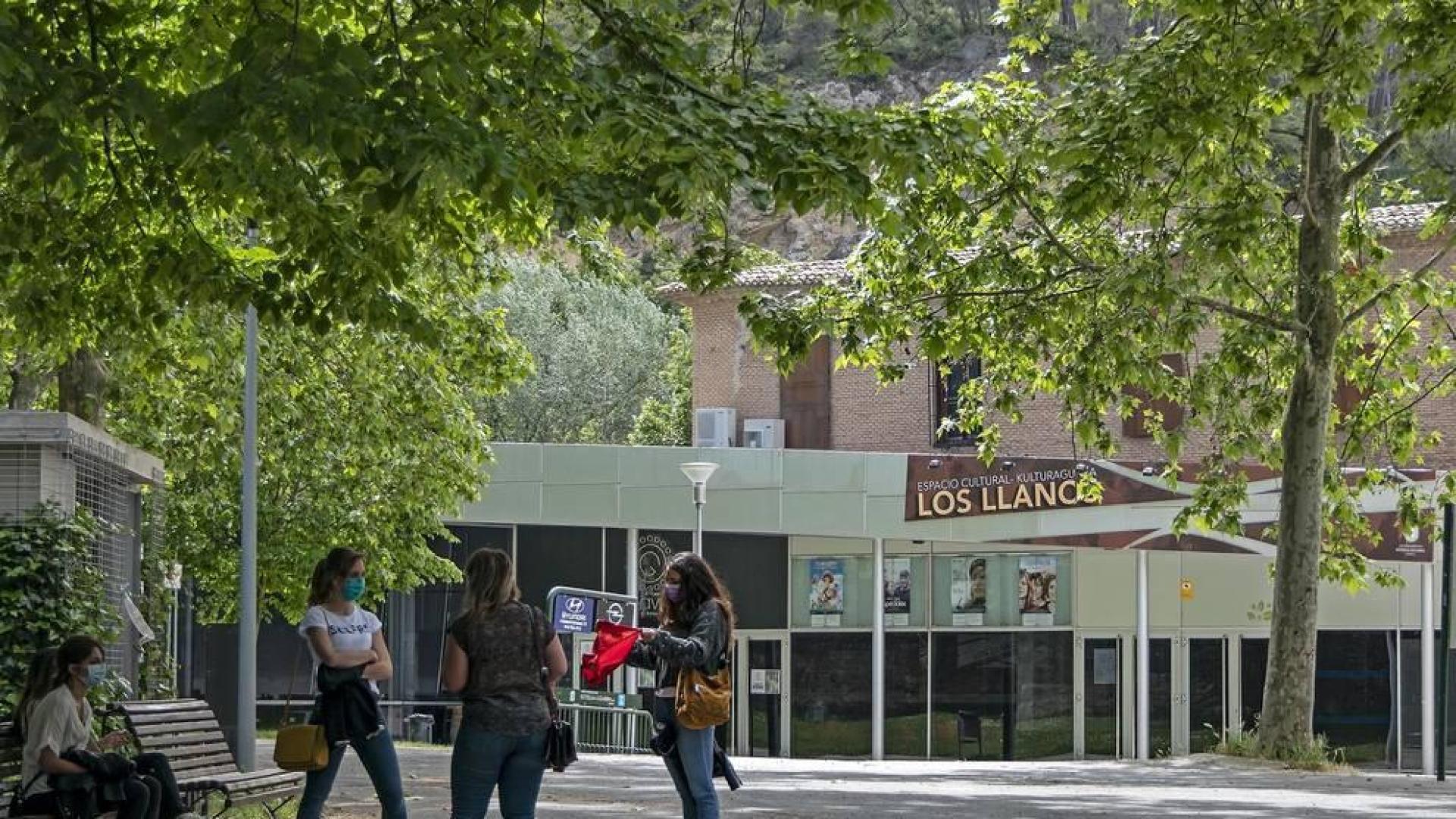 Los Llanos reabre la hostelería y el cine esperará a septiembre