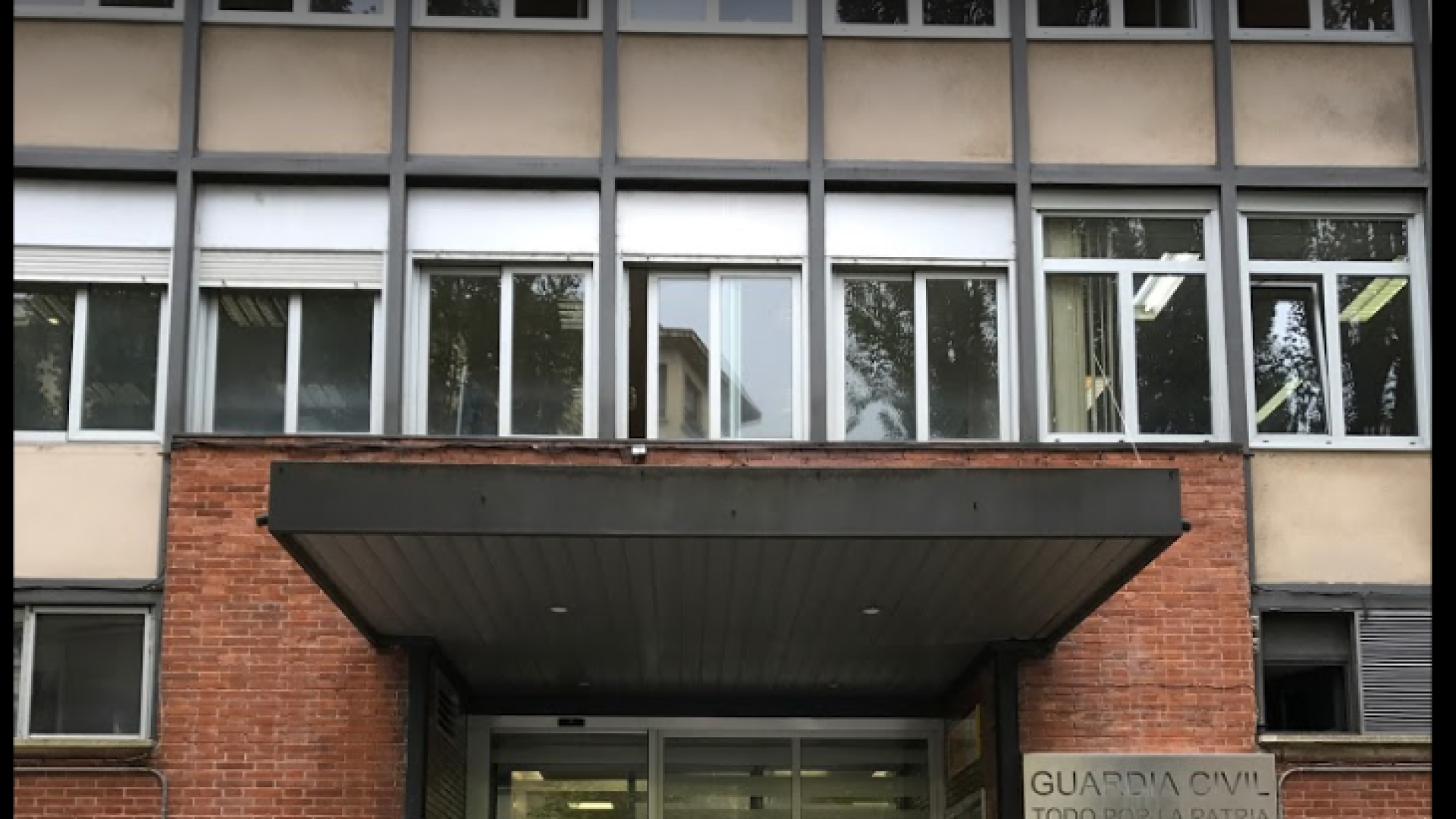 Ingresan en prisión dos hombres por tráfico de drogas en Ansoáin y Sestao