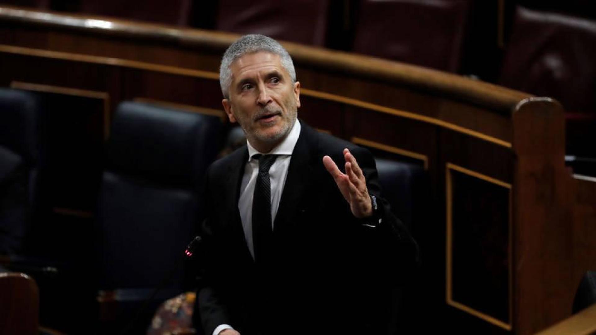 Marlaska elude contestar a la oposición si ordenó pedir información al coronel cesado