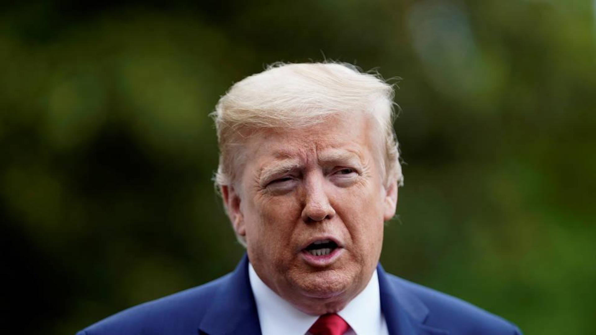 Trump responde a las críticas de Obama acusándole de "incompetente" y "corrupto"