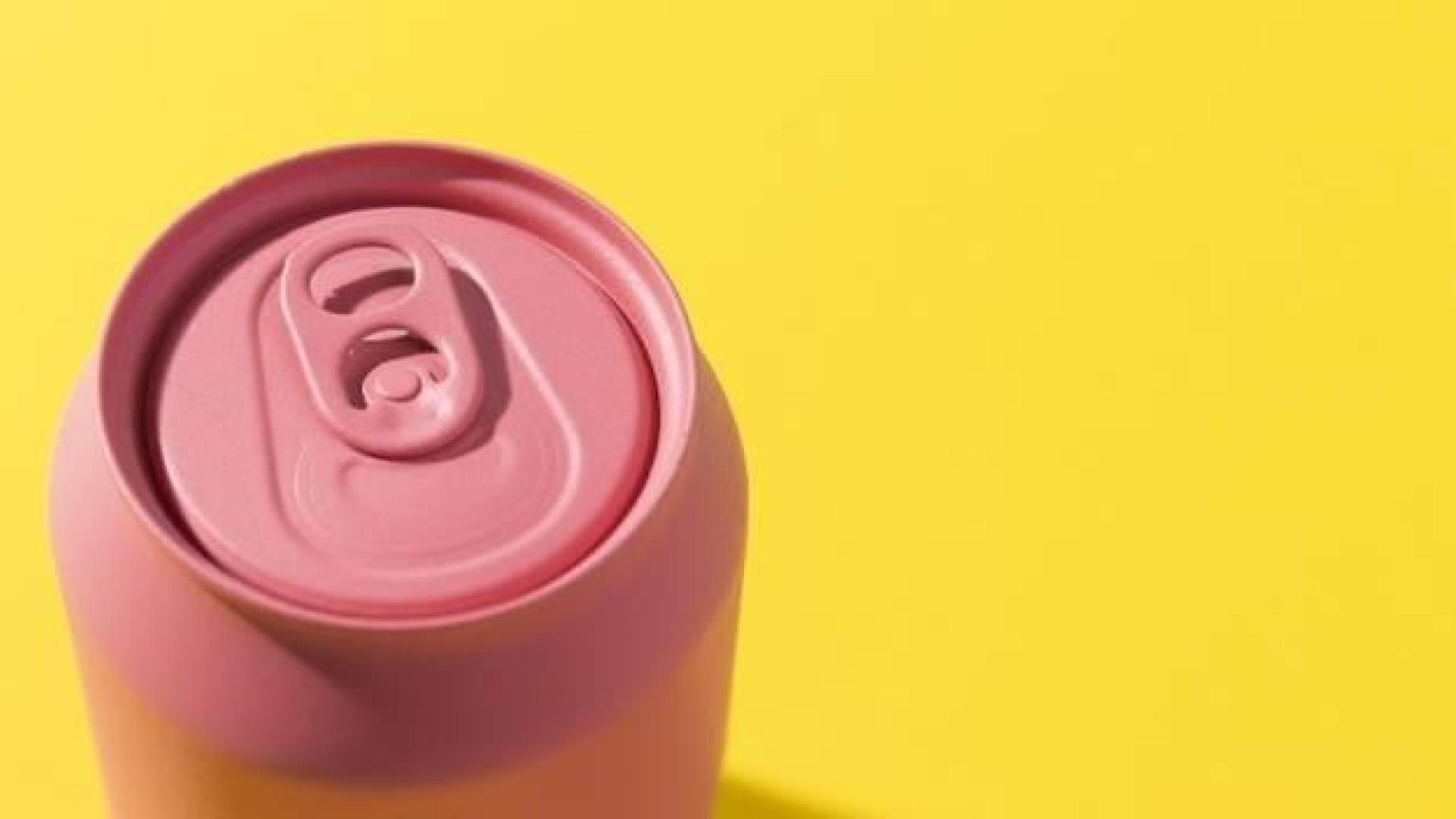 Por qué debes limpiar siempre una lata antes de beber