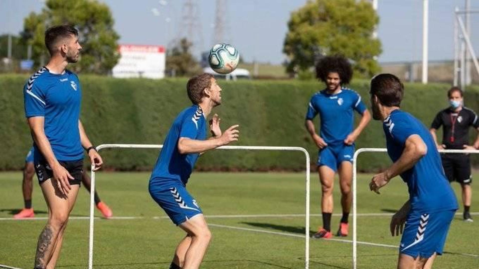 Barja y Rober Ibáñez se someterán a pruebas para valorar sus molestias