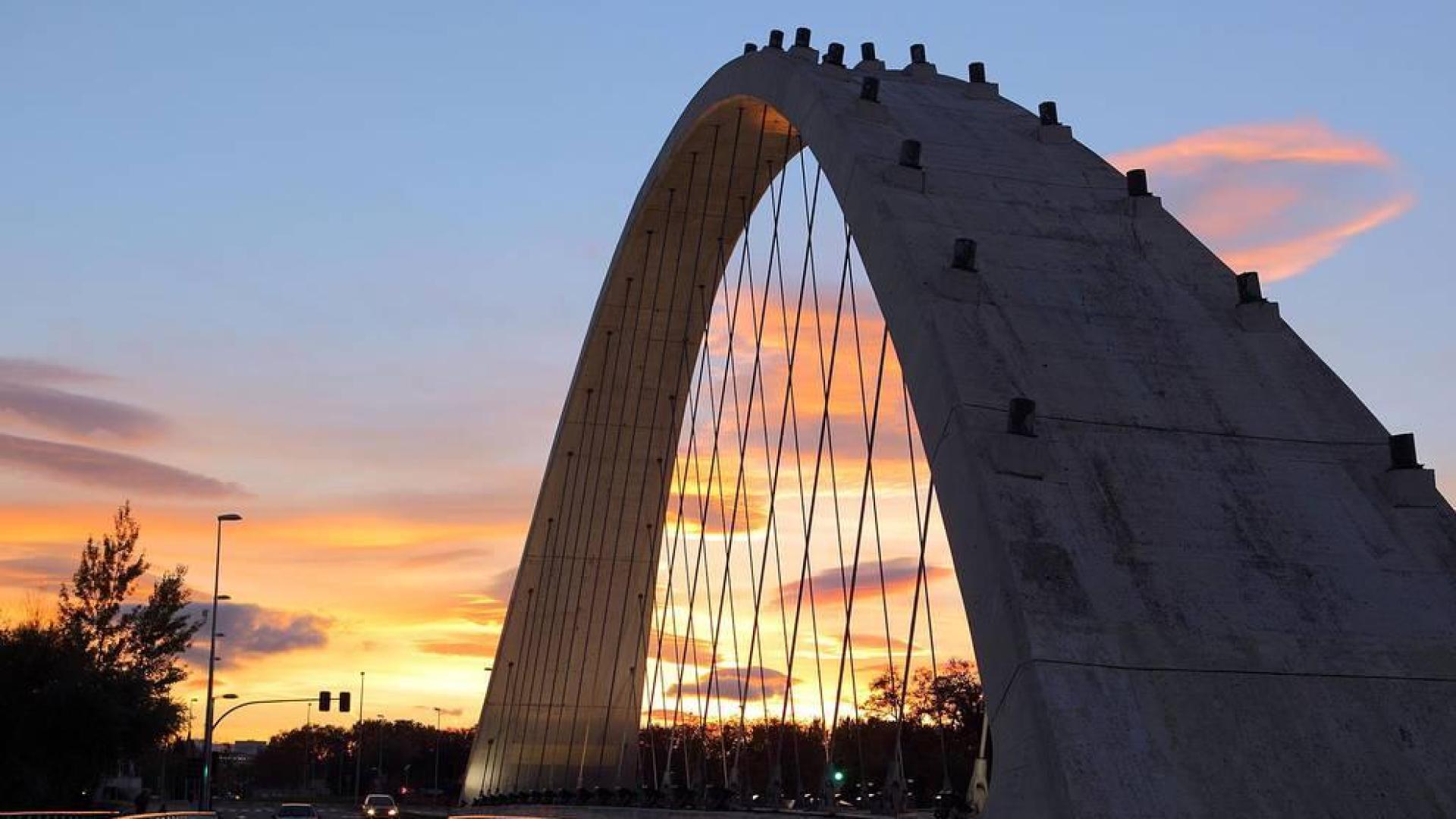 Pamplona ya vale 809 millones