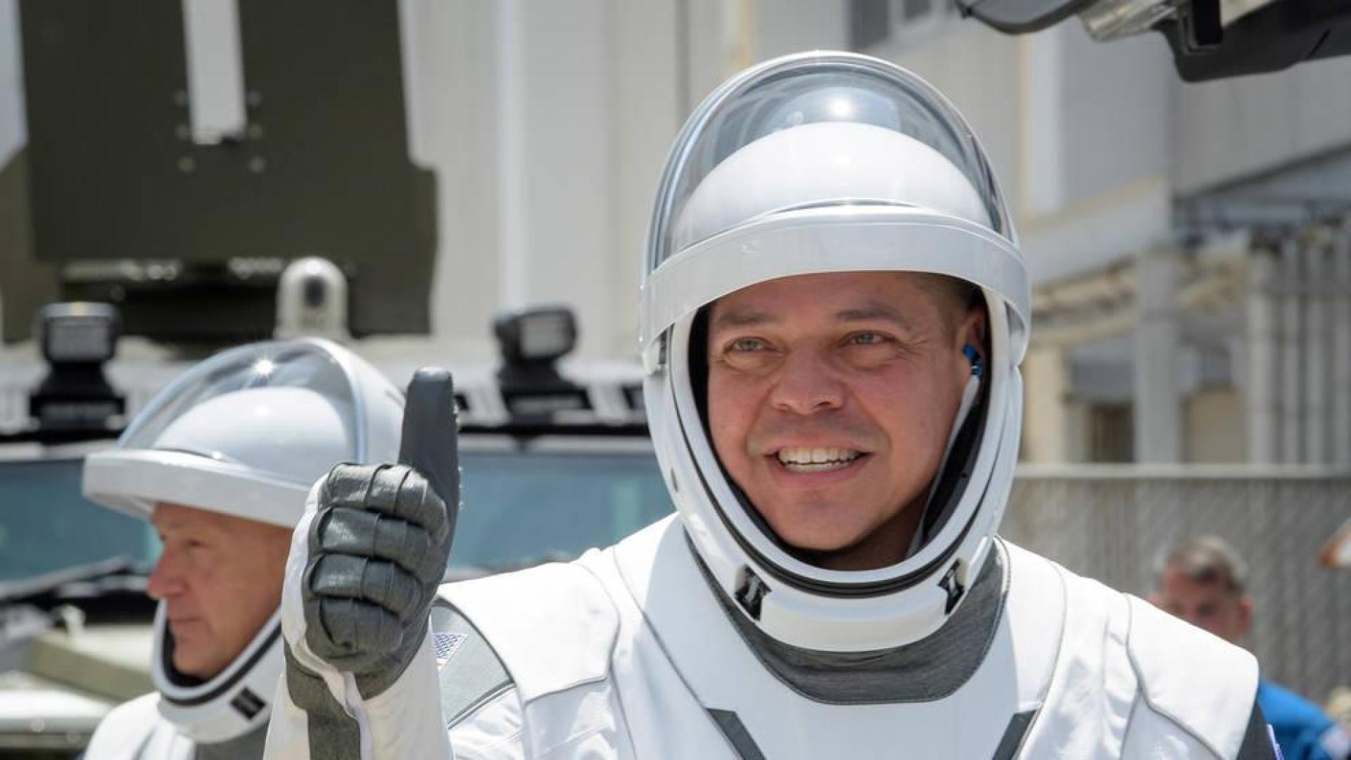 La cápsula de SpaceX llega a la EEI tras 19 horas de vuelo