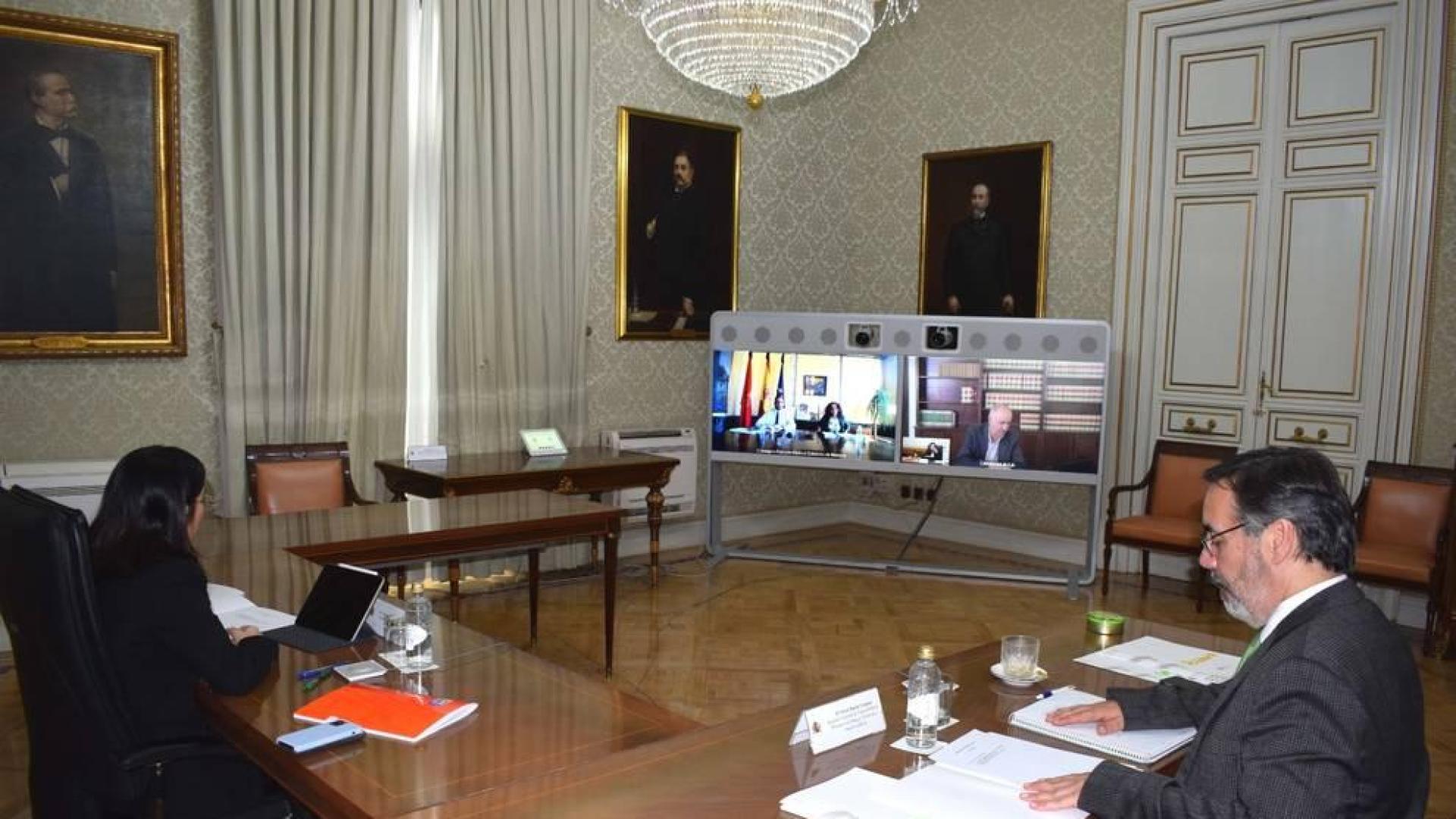 Remírez aborda con la ministra Darias el proceso de desescalada