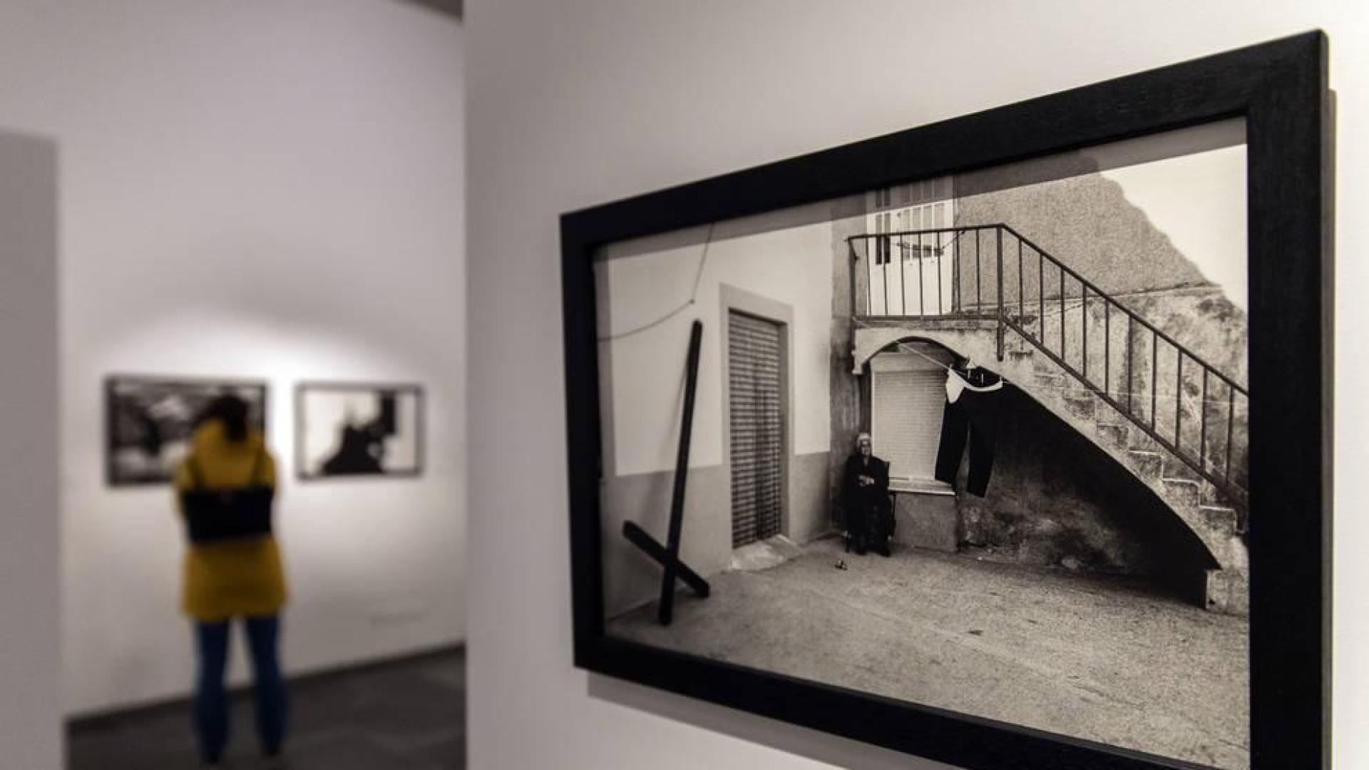 La primera fase de reapertura del Museo de Navarra incluye la sala de Prehistoria y la exposición temporal de Koldo Chamorro, inaugurada poco antes de decretarse el estado de alarma.