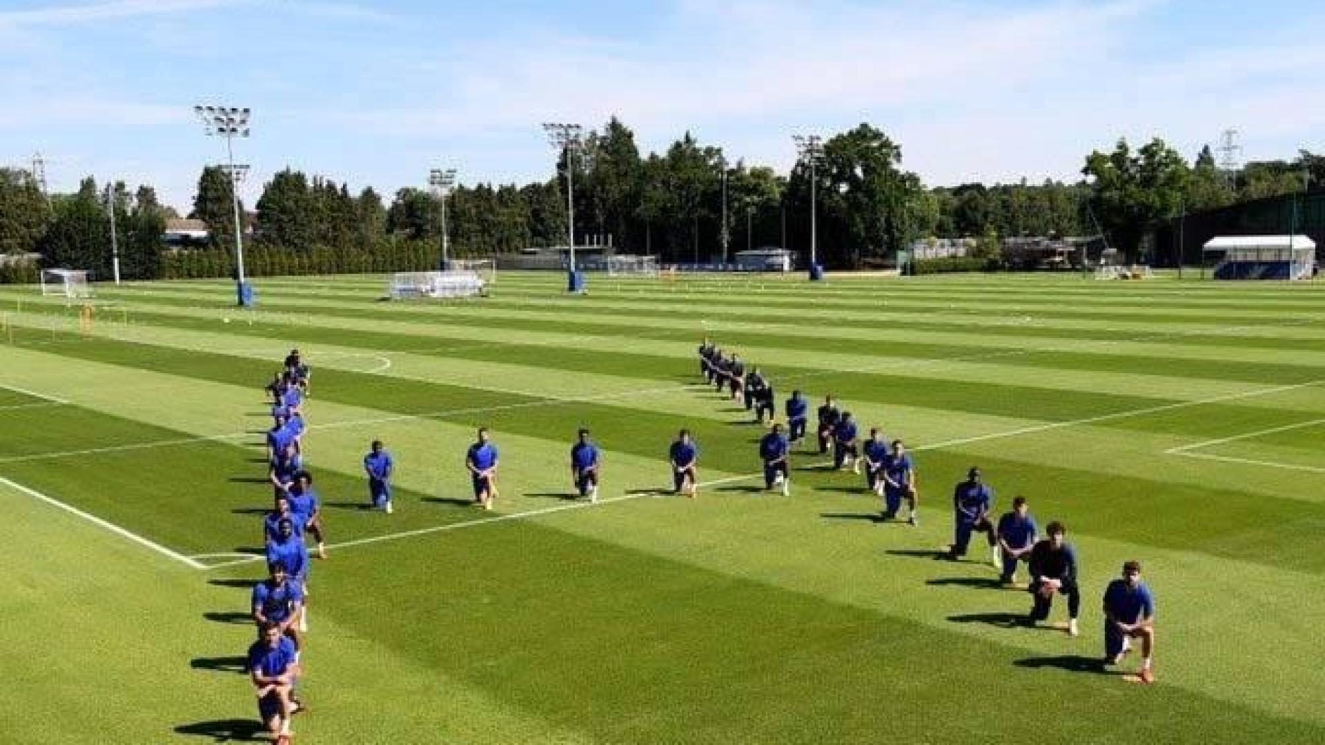 Azpilicueta: "El racismo tiene que ser erradicado de nuestra sociedad"