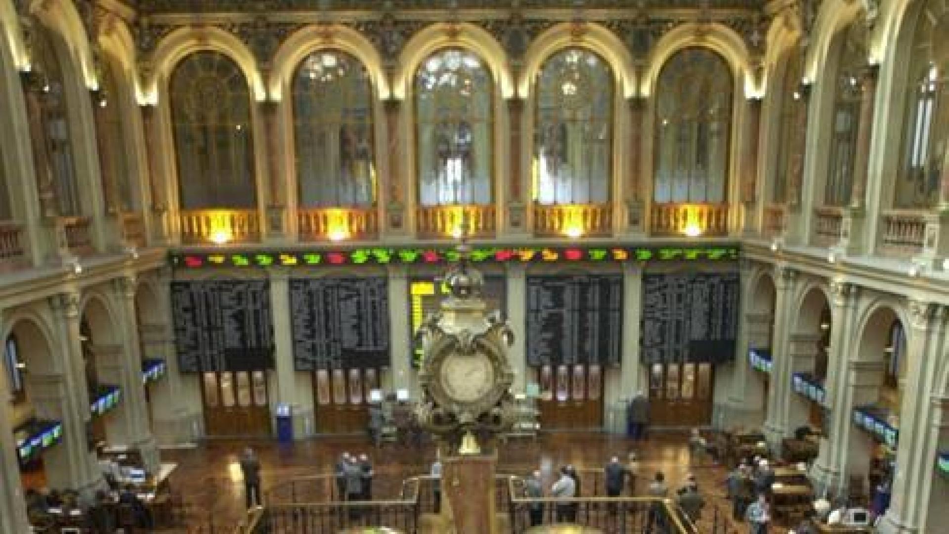 Vista interior de la Bolsa de Madrid.