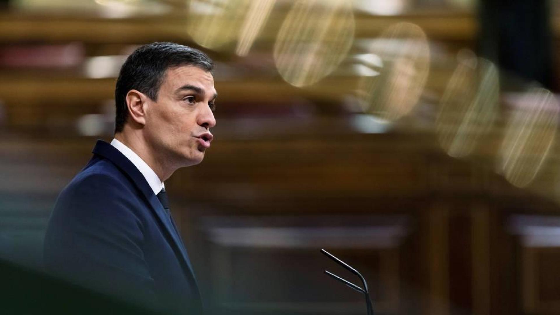 Sánchez reprocha a Casado la "policía patriótica" para defender a Marlaska