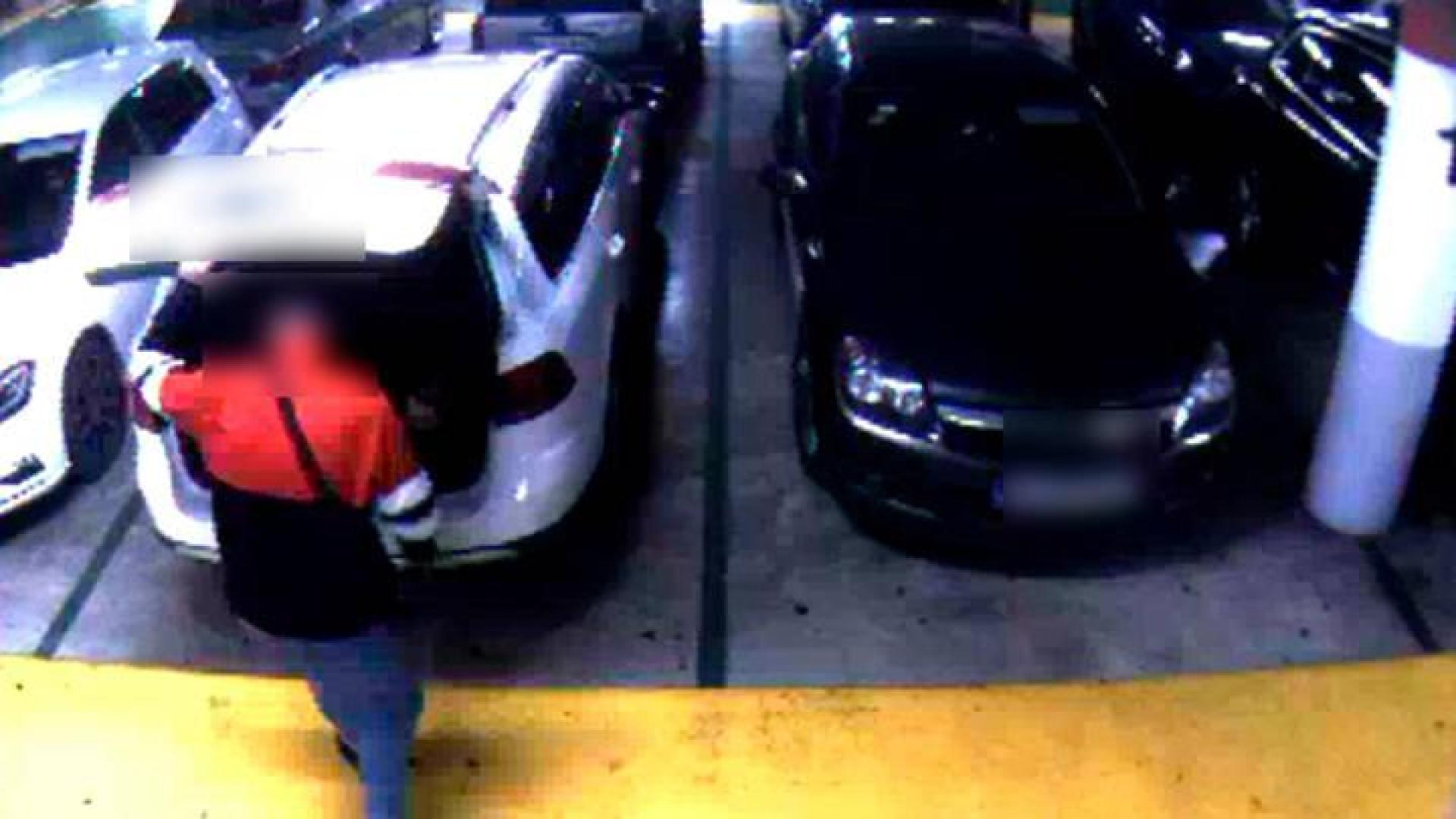 Imputado un joven de 20 años por robar en el interior de dos vehículos