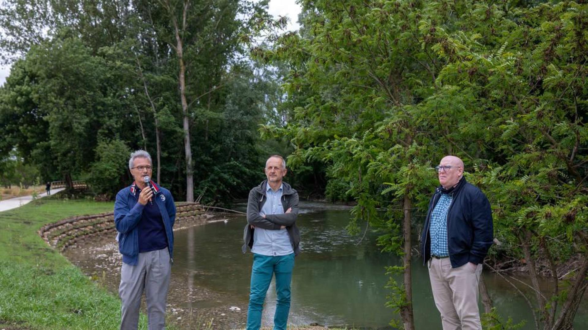 Restauración del meandro de Areatzea, situado en la margen izquierda del río Arga en Huarte y al que se accede desde Olaz.