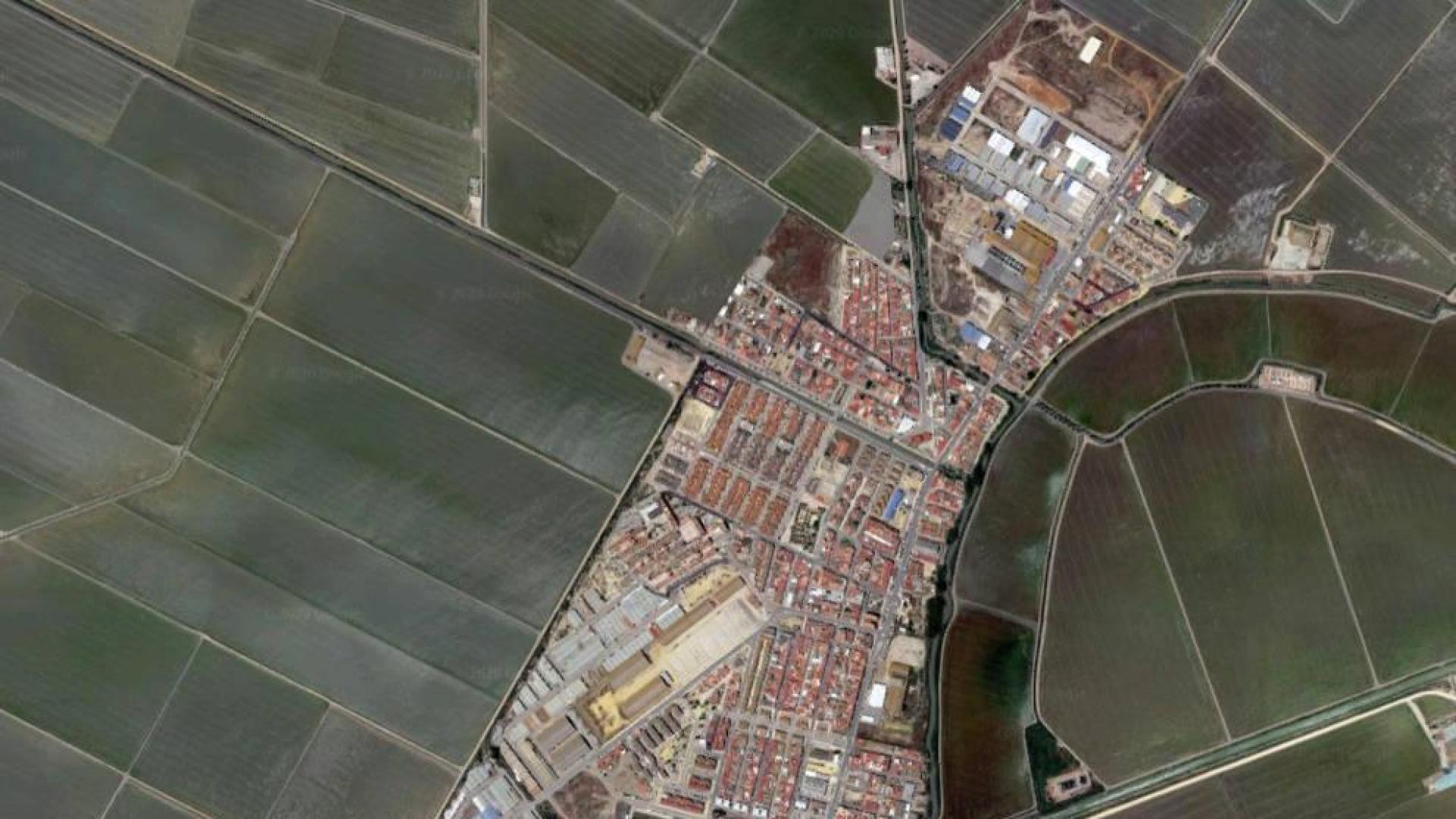 Un muerto y dos mujeres heridas tras caer su vehículo a un canal en Isla Mayor