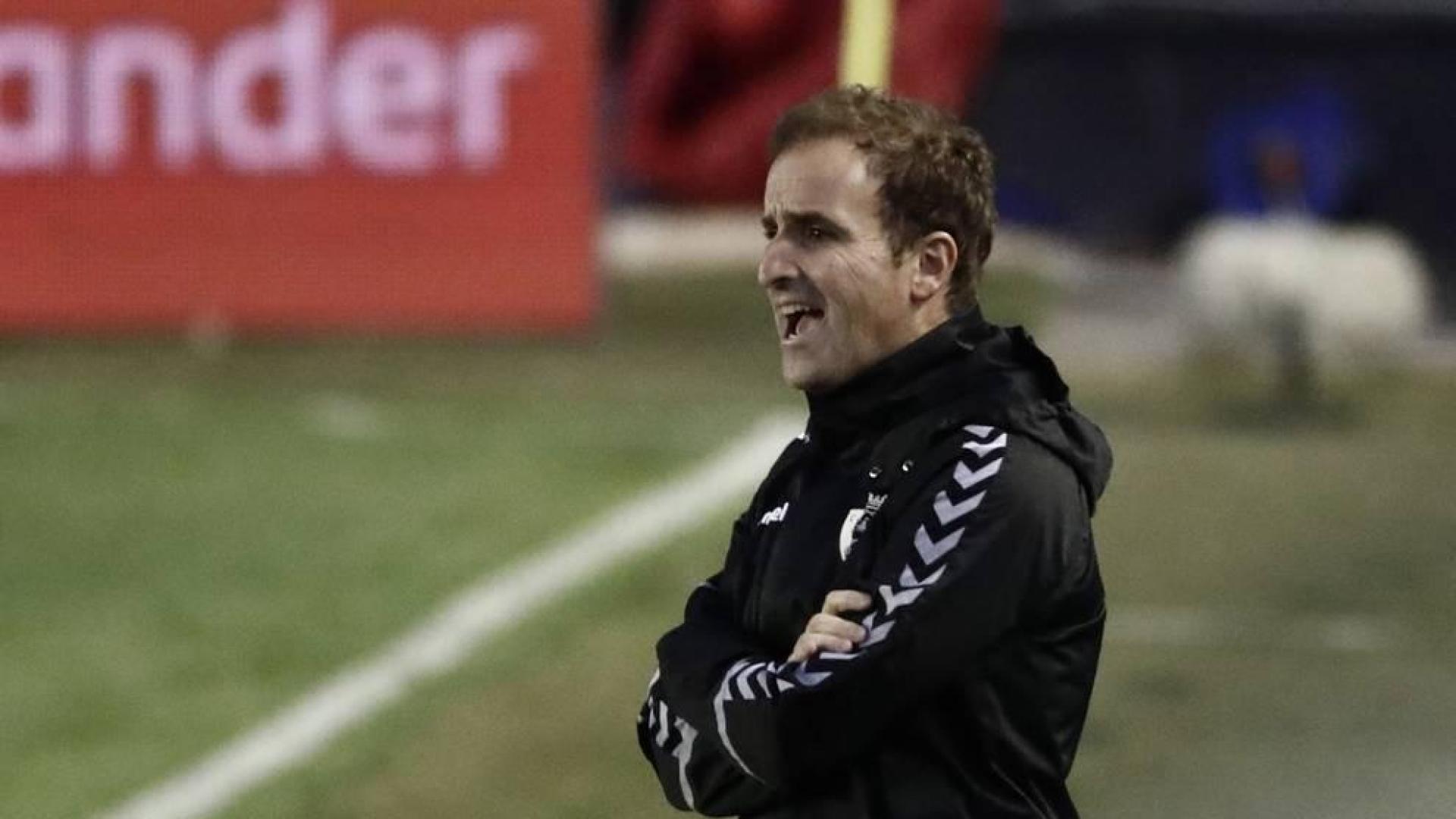 Jagoba Arrasate, durante el encuentro frente al Atlético de Madrid en El Sadar.