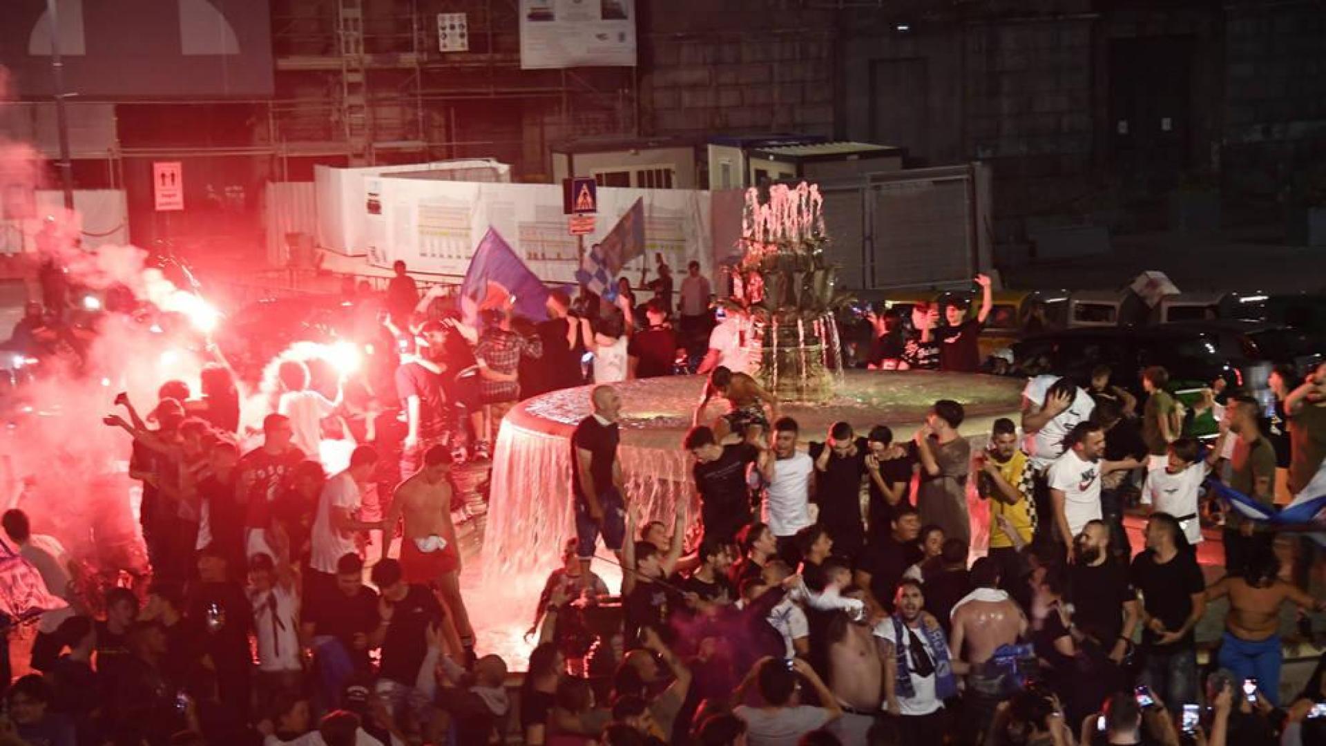 Críticas por las aglomeraciones en Nápoles tras la victoria de la Copa Italia