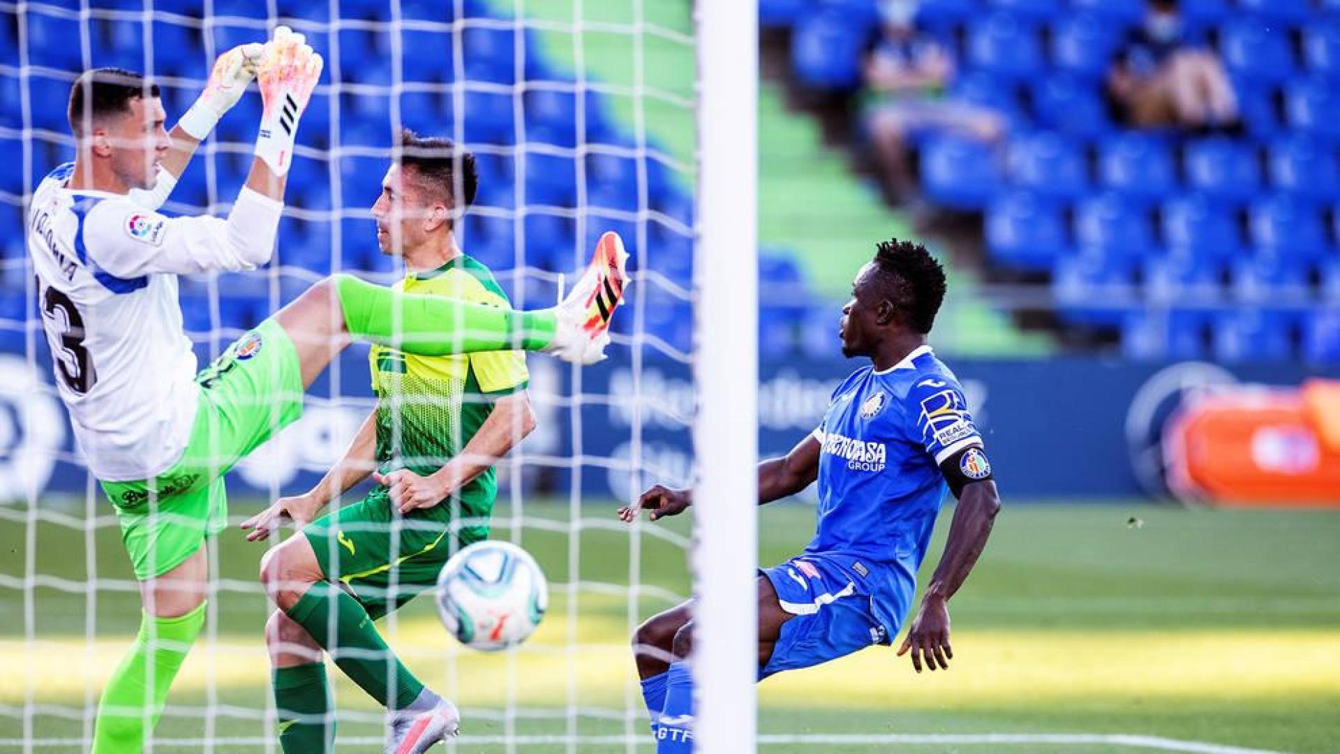 El VAR deja sin los tres puntos a un valiente Eibar