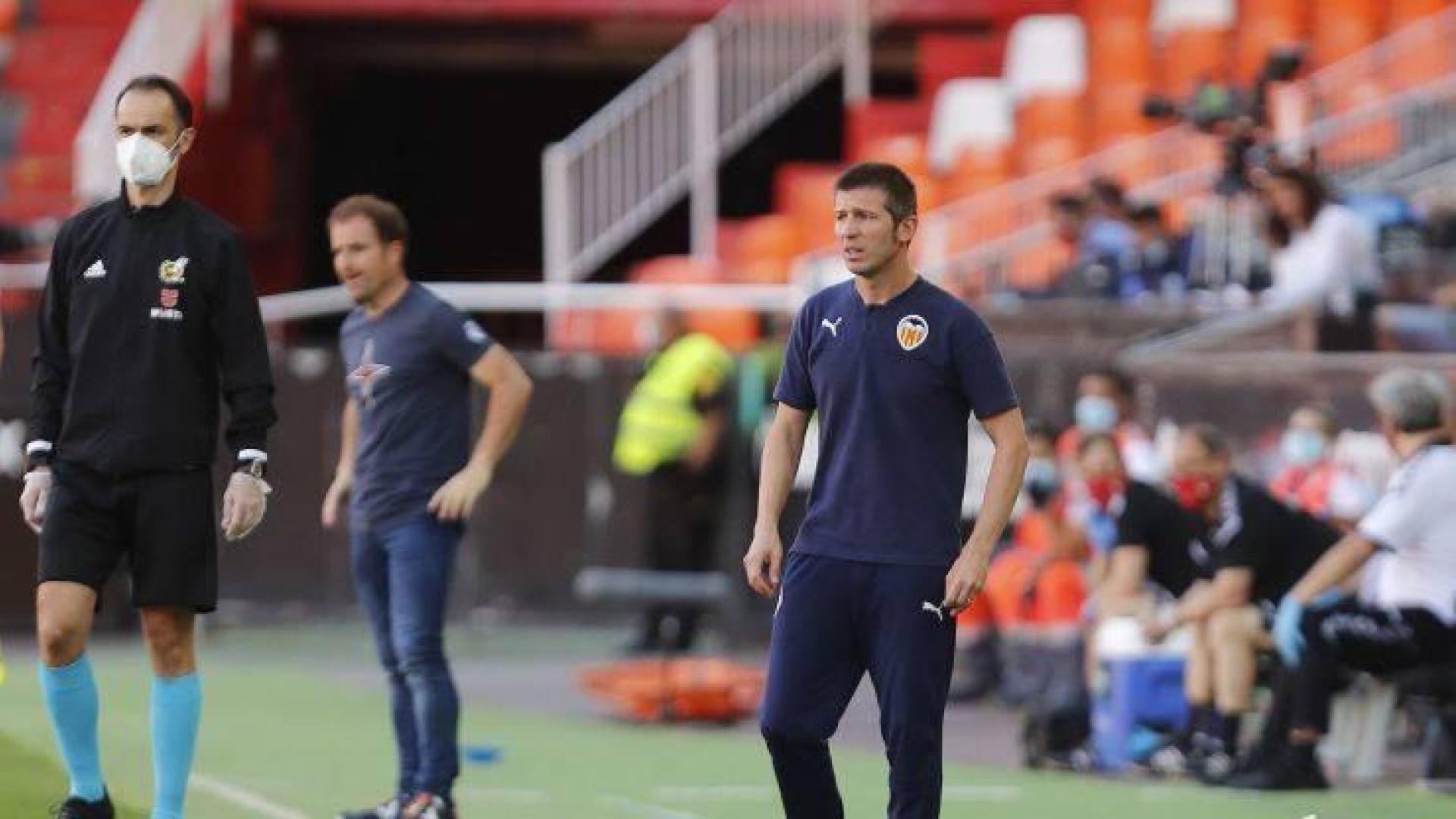 Albert Celades, entrenador del Valencia.