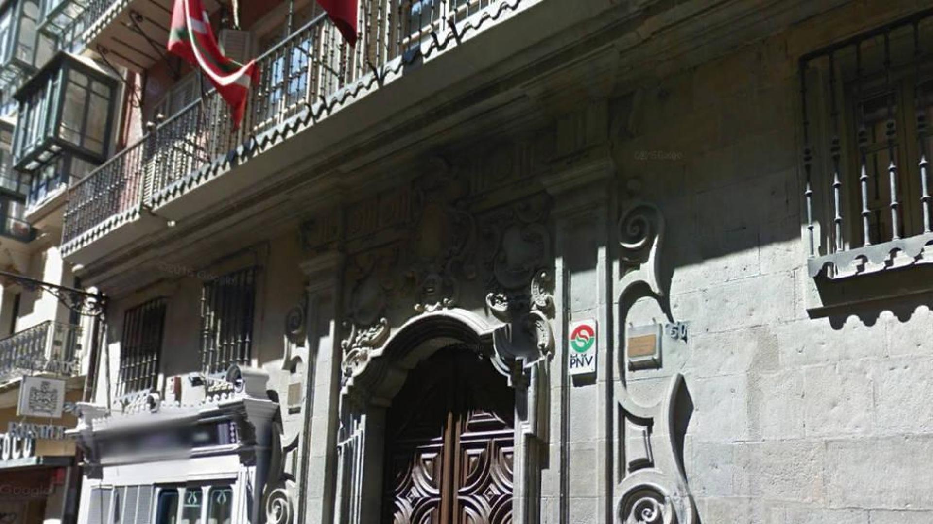 Sede del PNV de Navarra en la calle Zapatería de Pamplona.