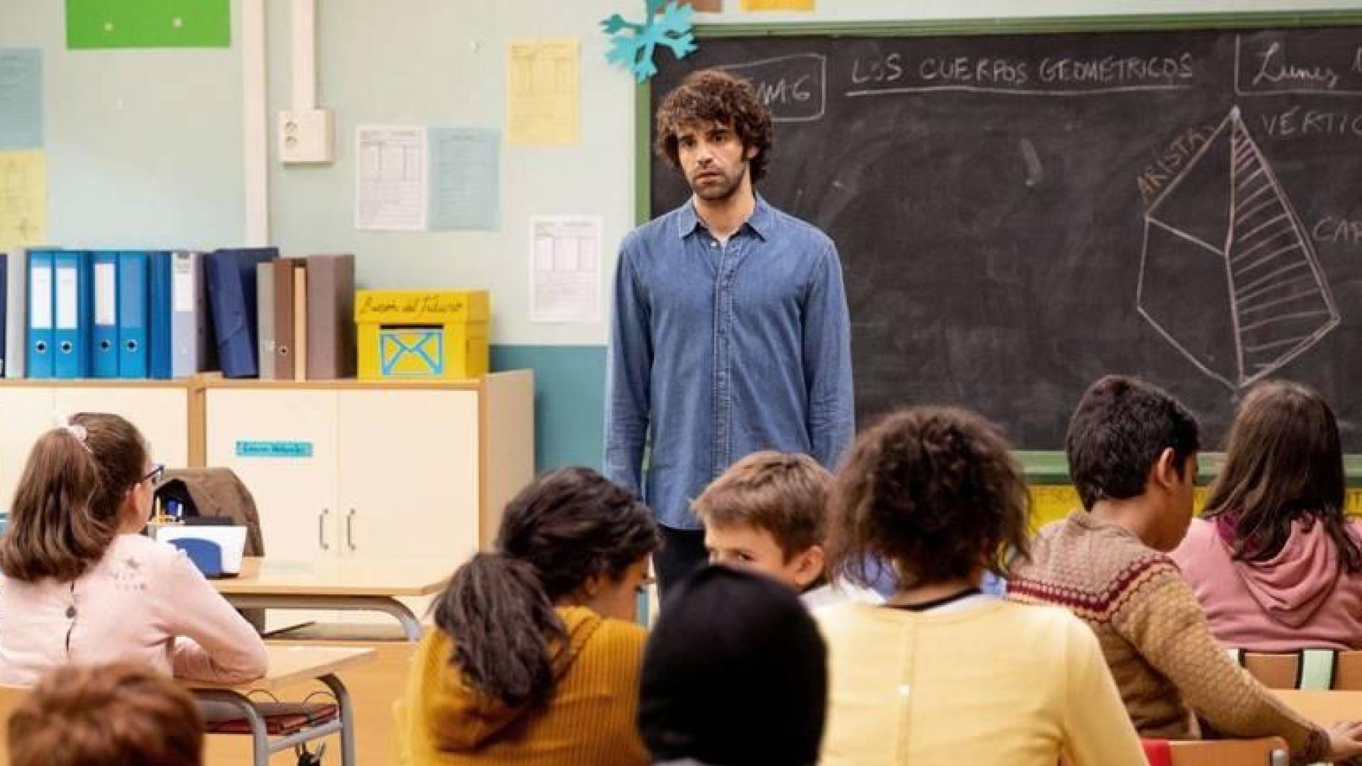 David Verdaguer es el profesor que protagoniza Uno para todos.