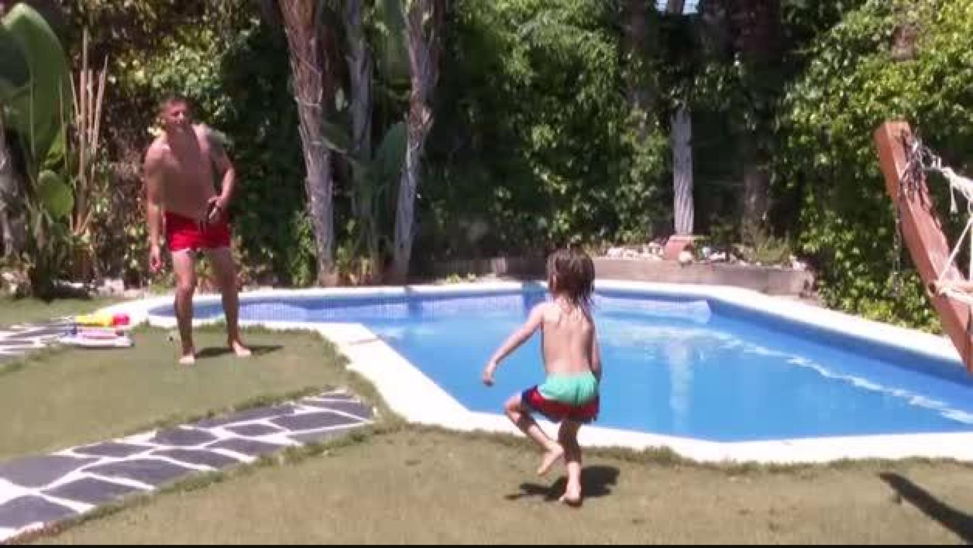 Particulares alquilan sus piscinas como alternativa a los centros municipales