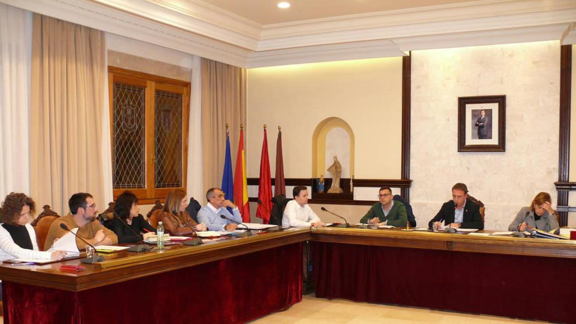 Imagen de un pleno anterior en el Ayuntamiento de Cintruénigo.
