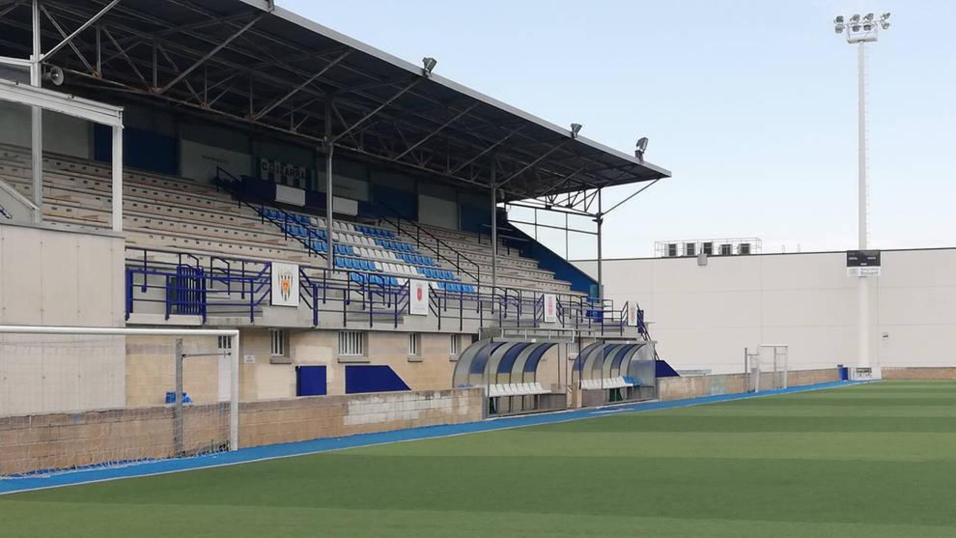 Las gradas del estadio de Merkatondoa quedarán finalmente desiertas.