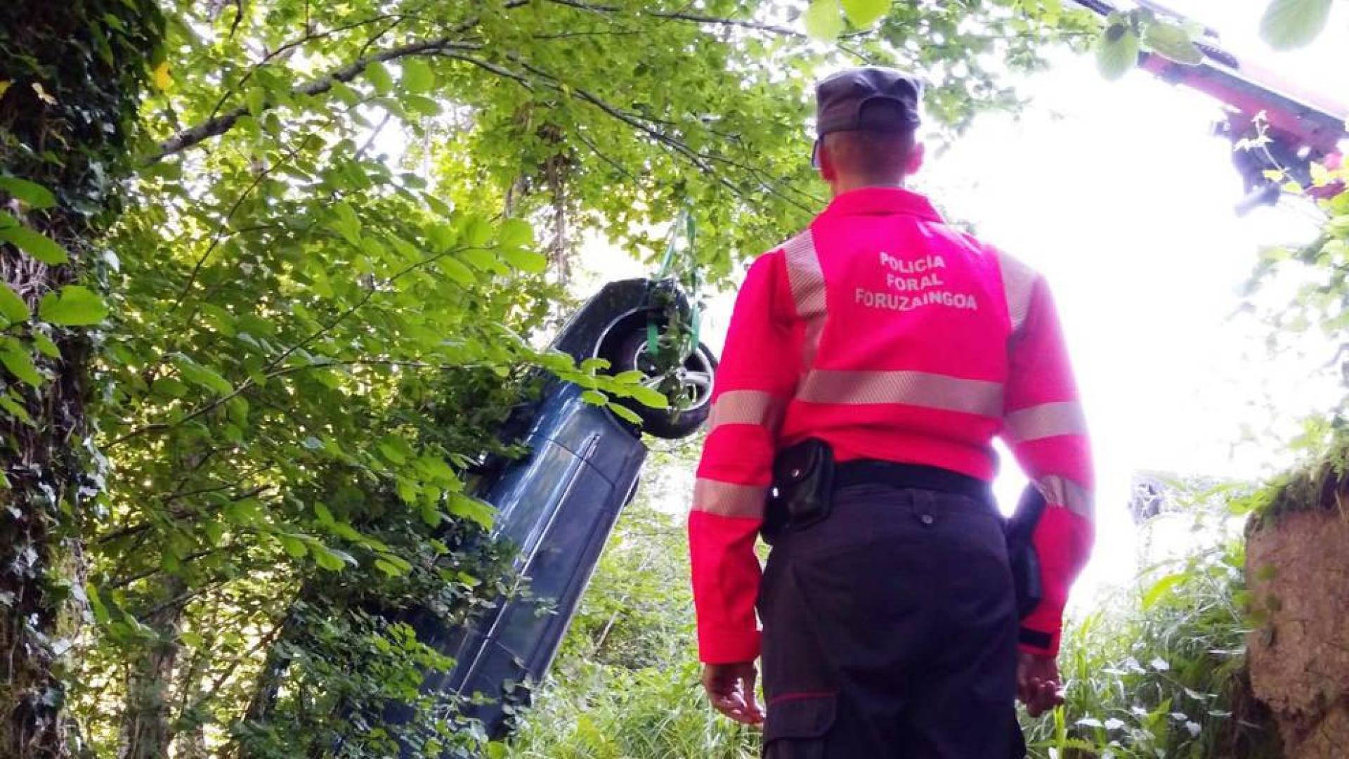 Un vecino de Santesteban fallece atropellado cuando ayudaba a un vehículo averiado en Zubieta